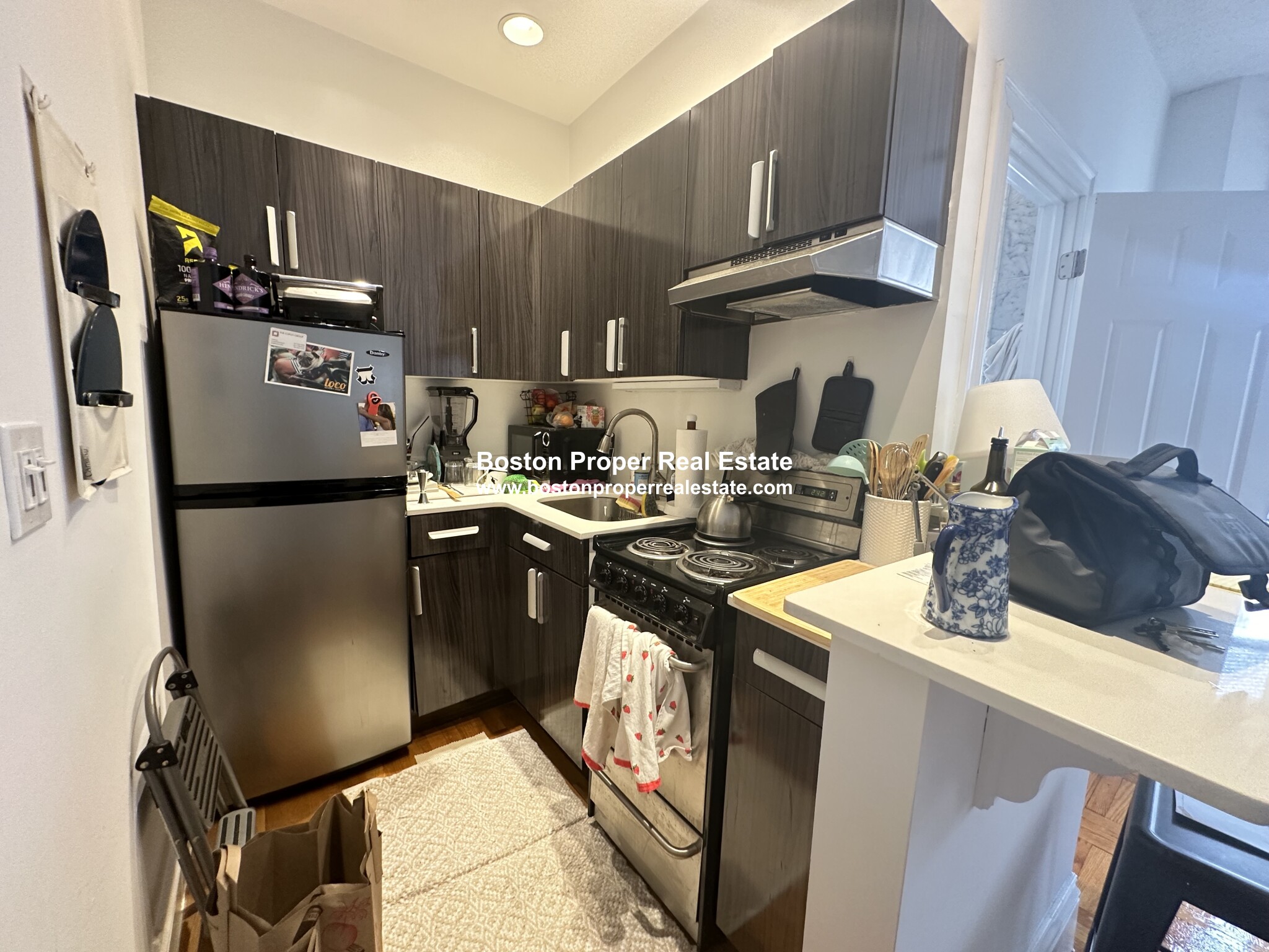 16 Queensberry St, Fenway