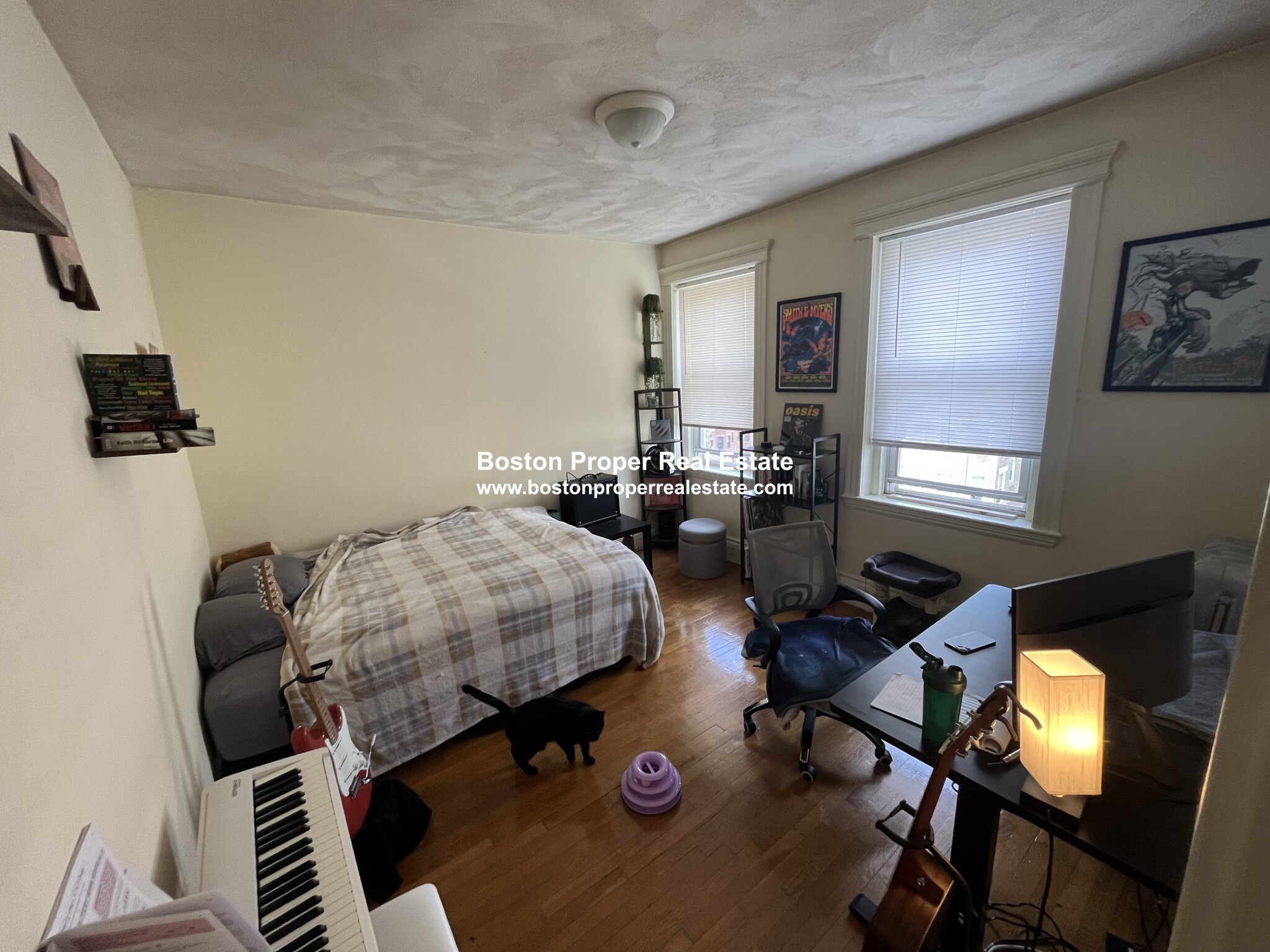 106 Queensberry St, Fenway