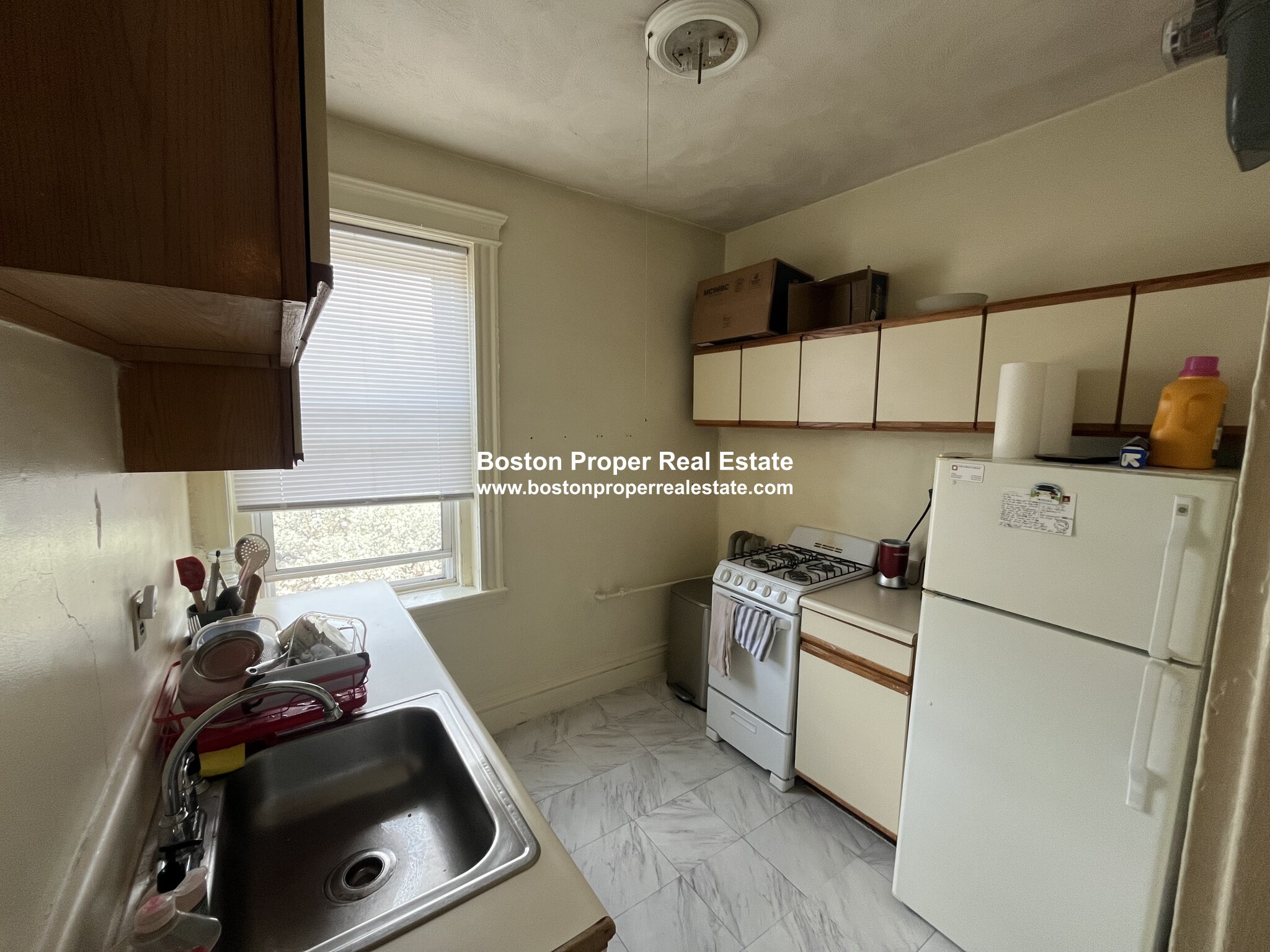 106 Queensberry St, Fenway