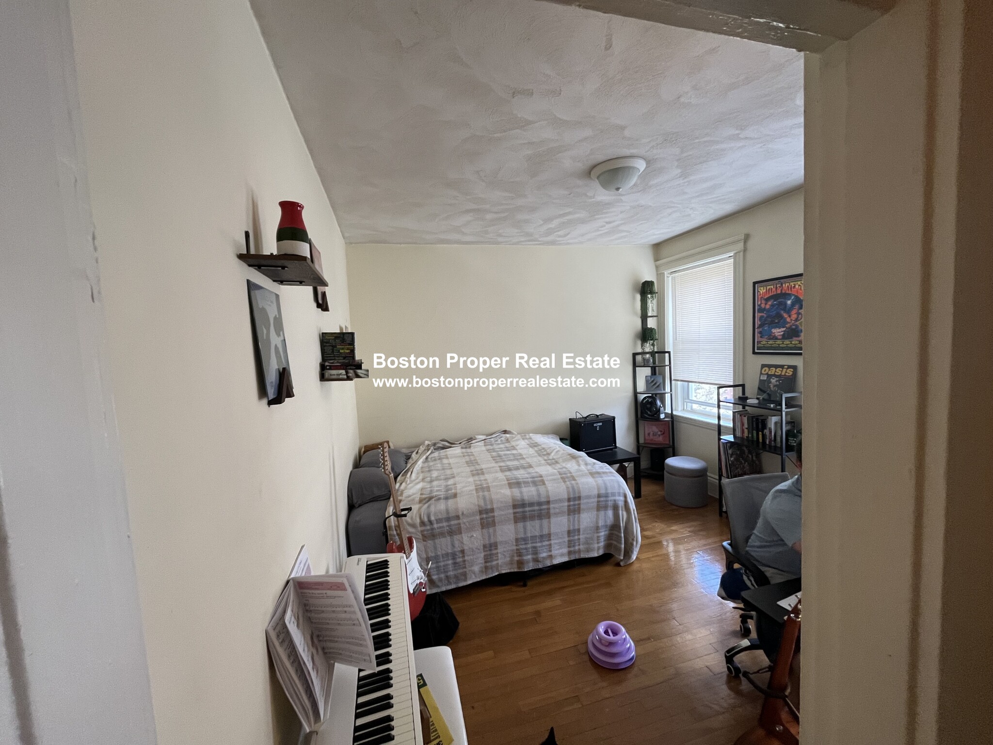 106 Queensberry St, Fenway