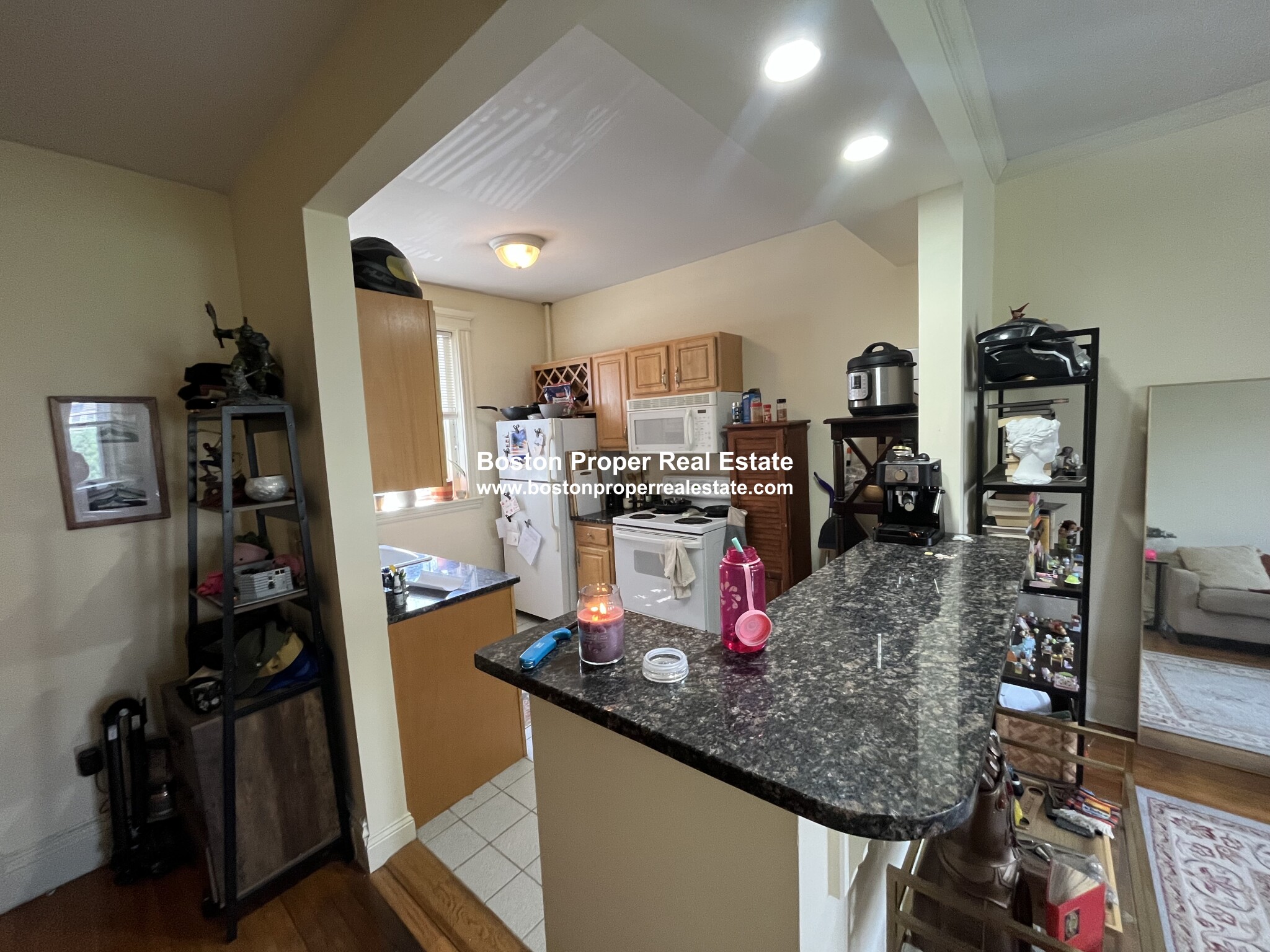 111 Queensberry St, Fenway