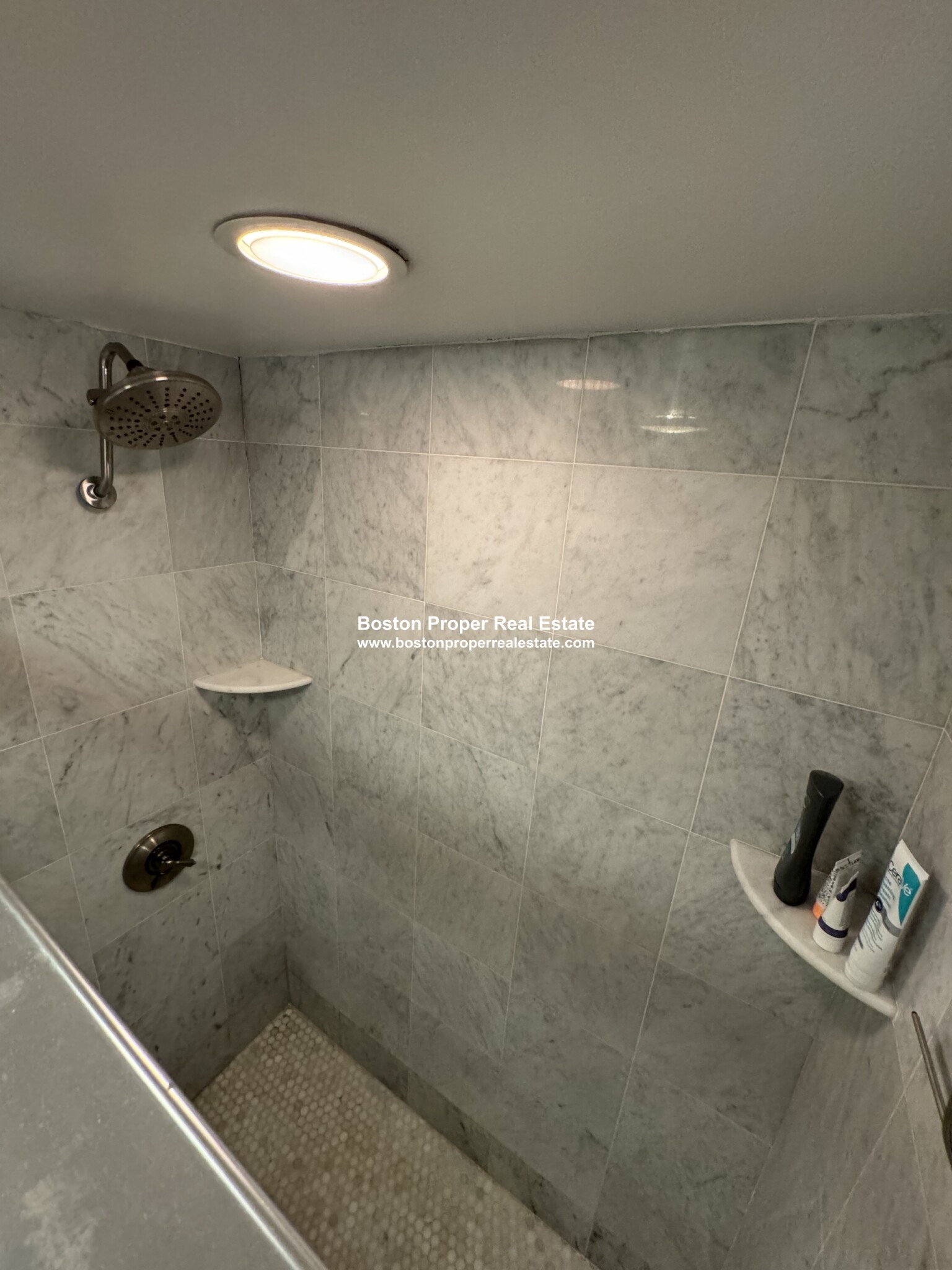 270 Newbury St, Back Bay