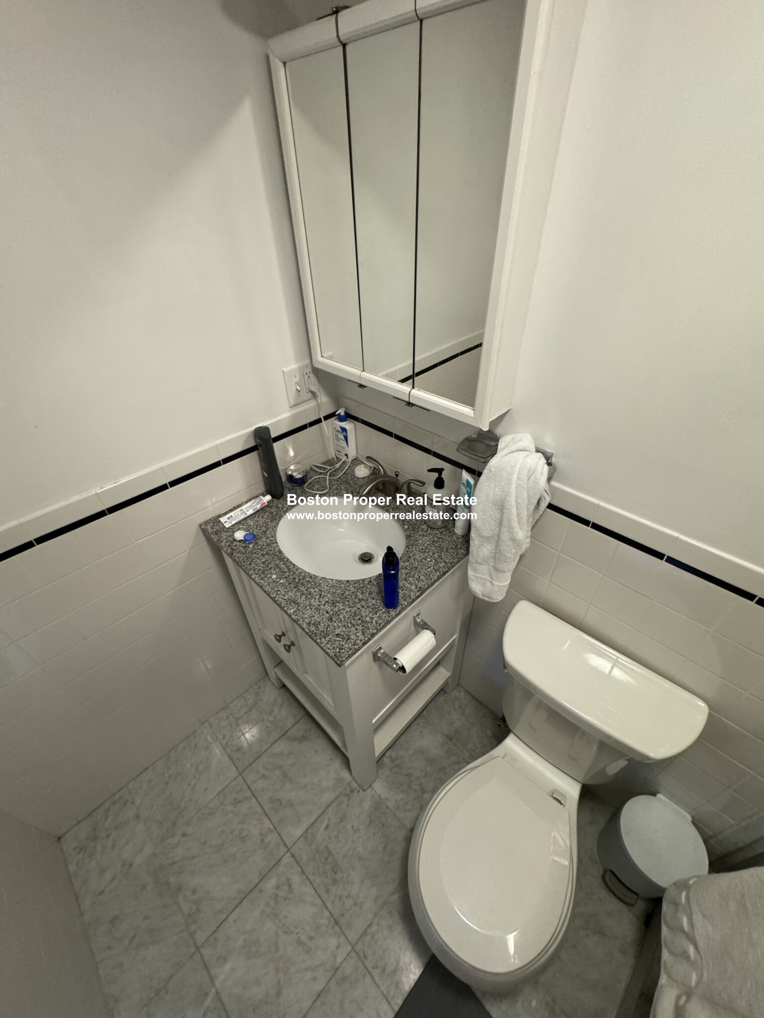 270 Newbury St, Back Bay