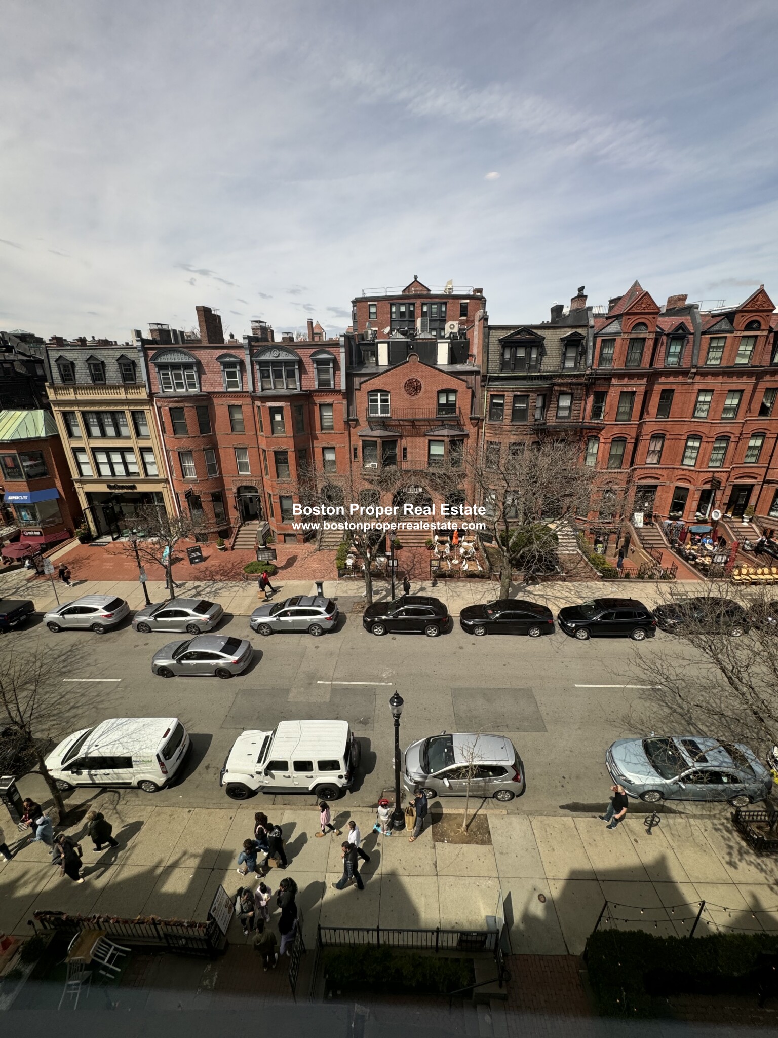 270 Newbury St, Back Bay