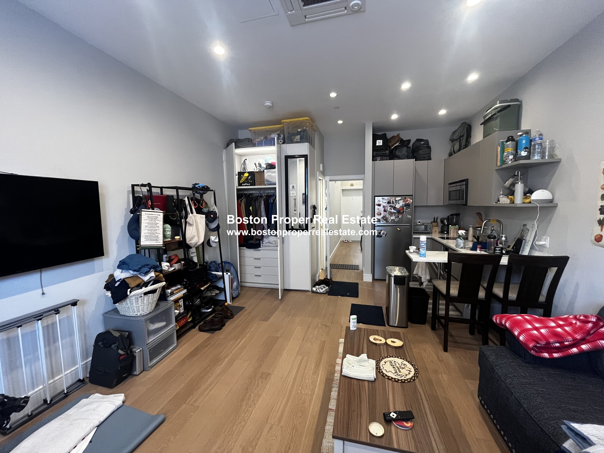 267 Newbury St, Back Bay