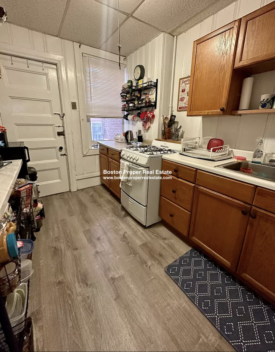 53 Joy St, Beacon Hill