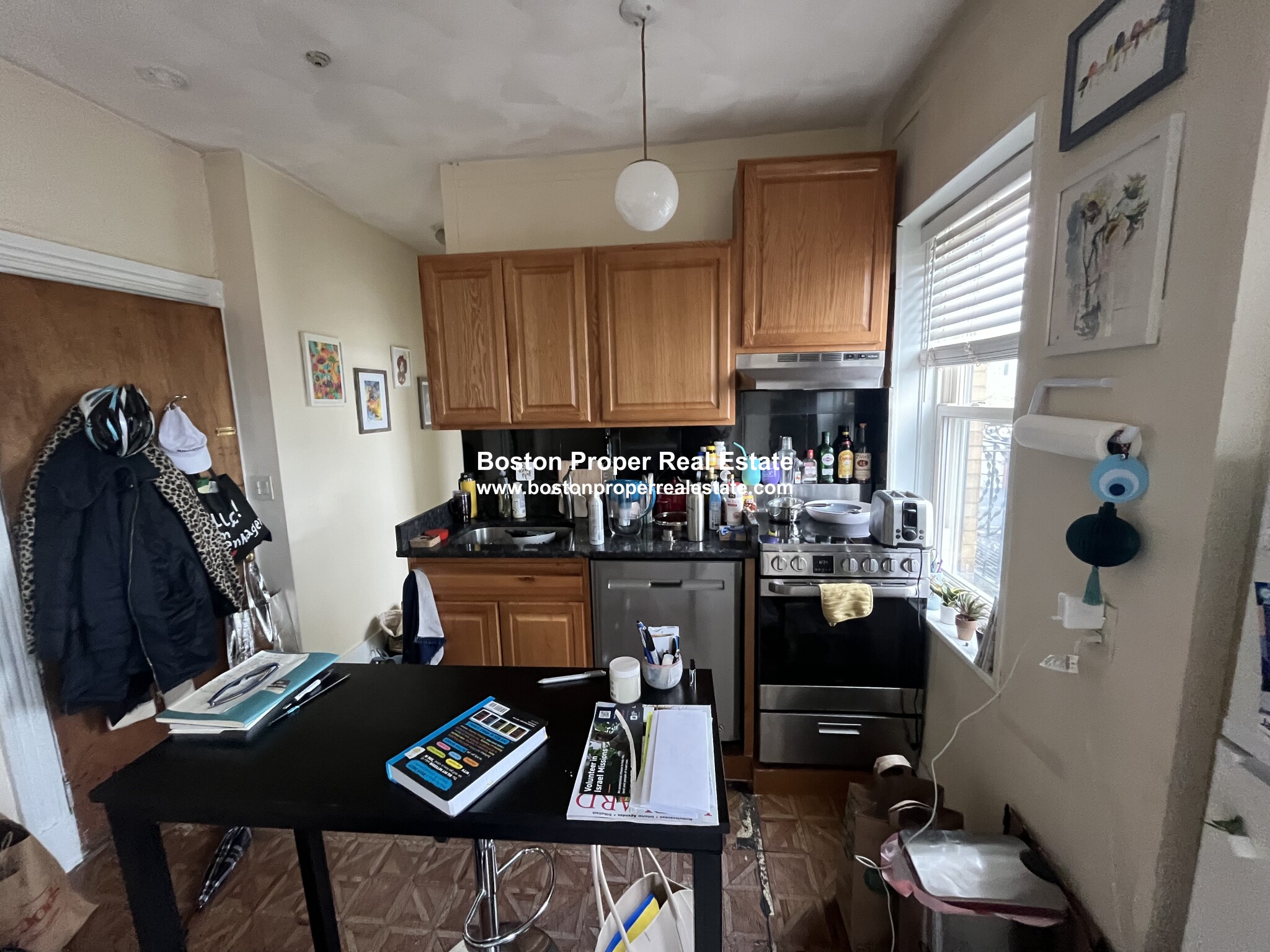 108 Myrtle St, Beacon Hill