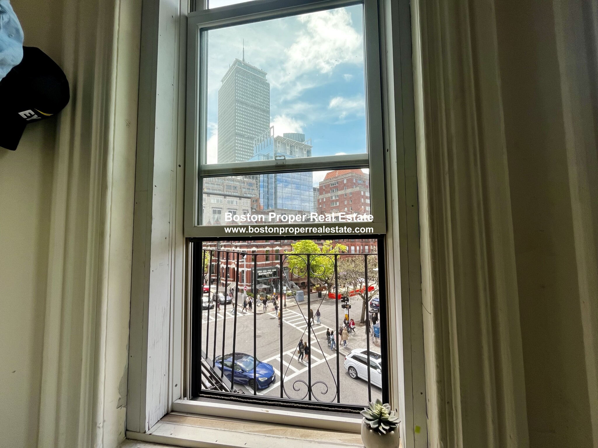 36 Fairfield St, Back Bay