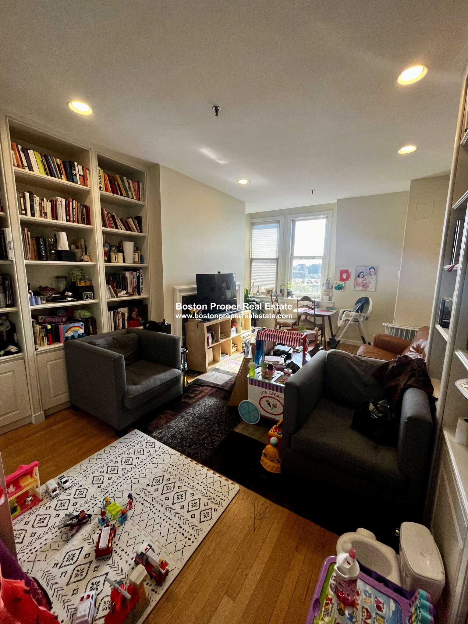 416 Marlborough St, Back Bay