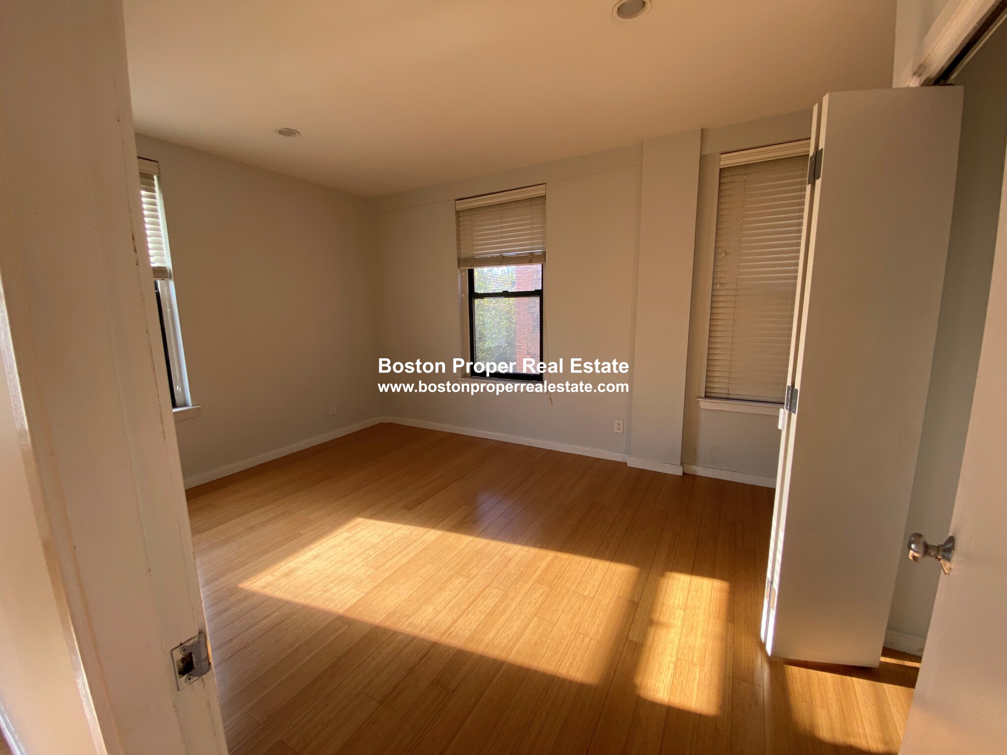 1661 Washington St, South End