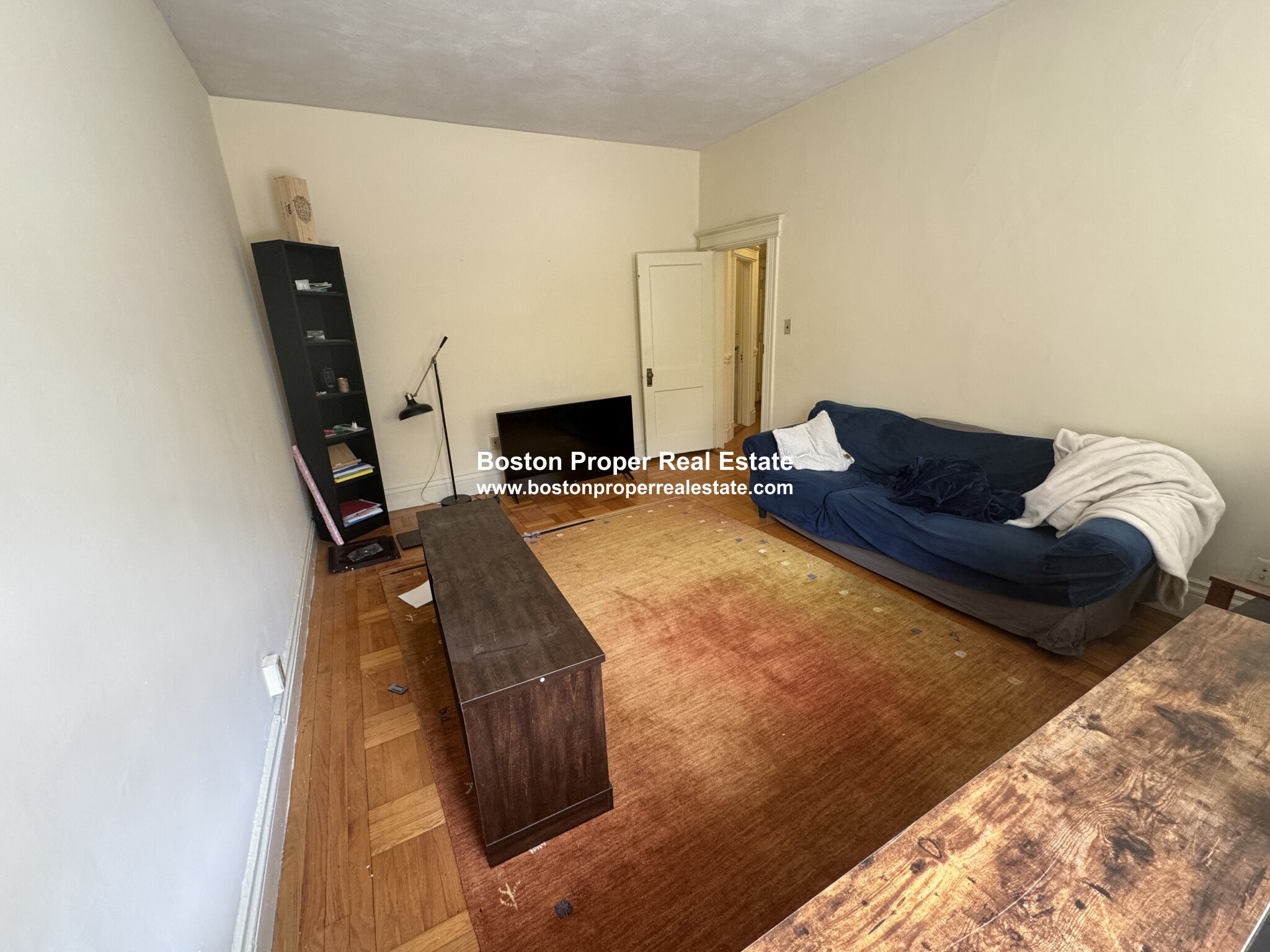 32 Queensberry St, Fenway