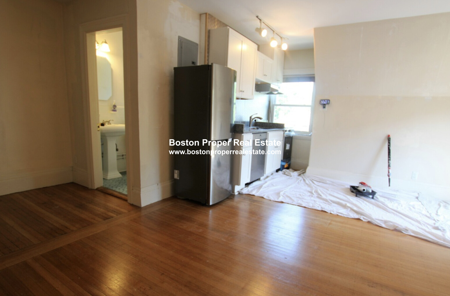 1748 Beacon St, Brookline
