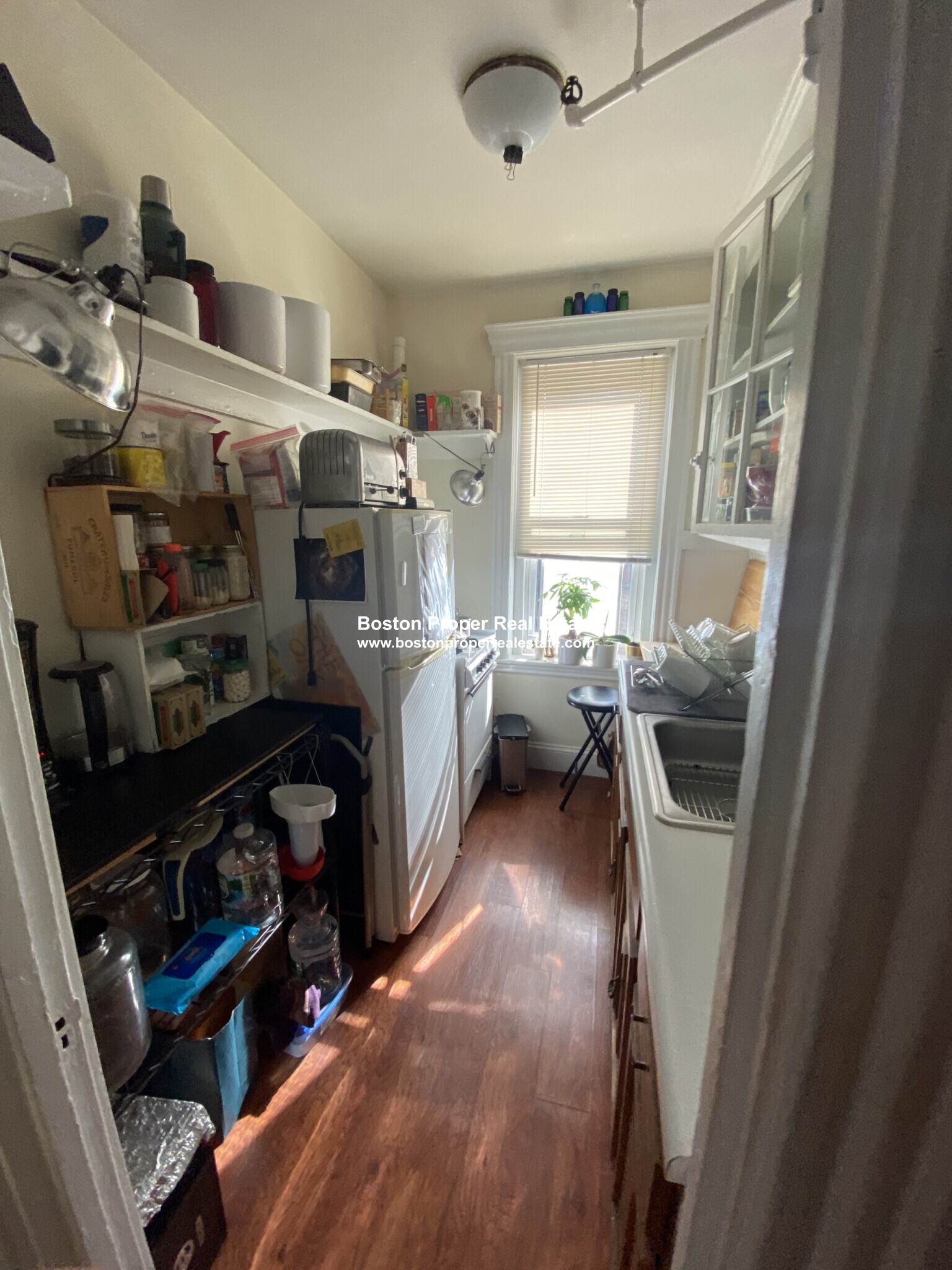 352 Riverway, Mission Hill