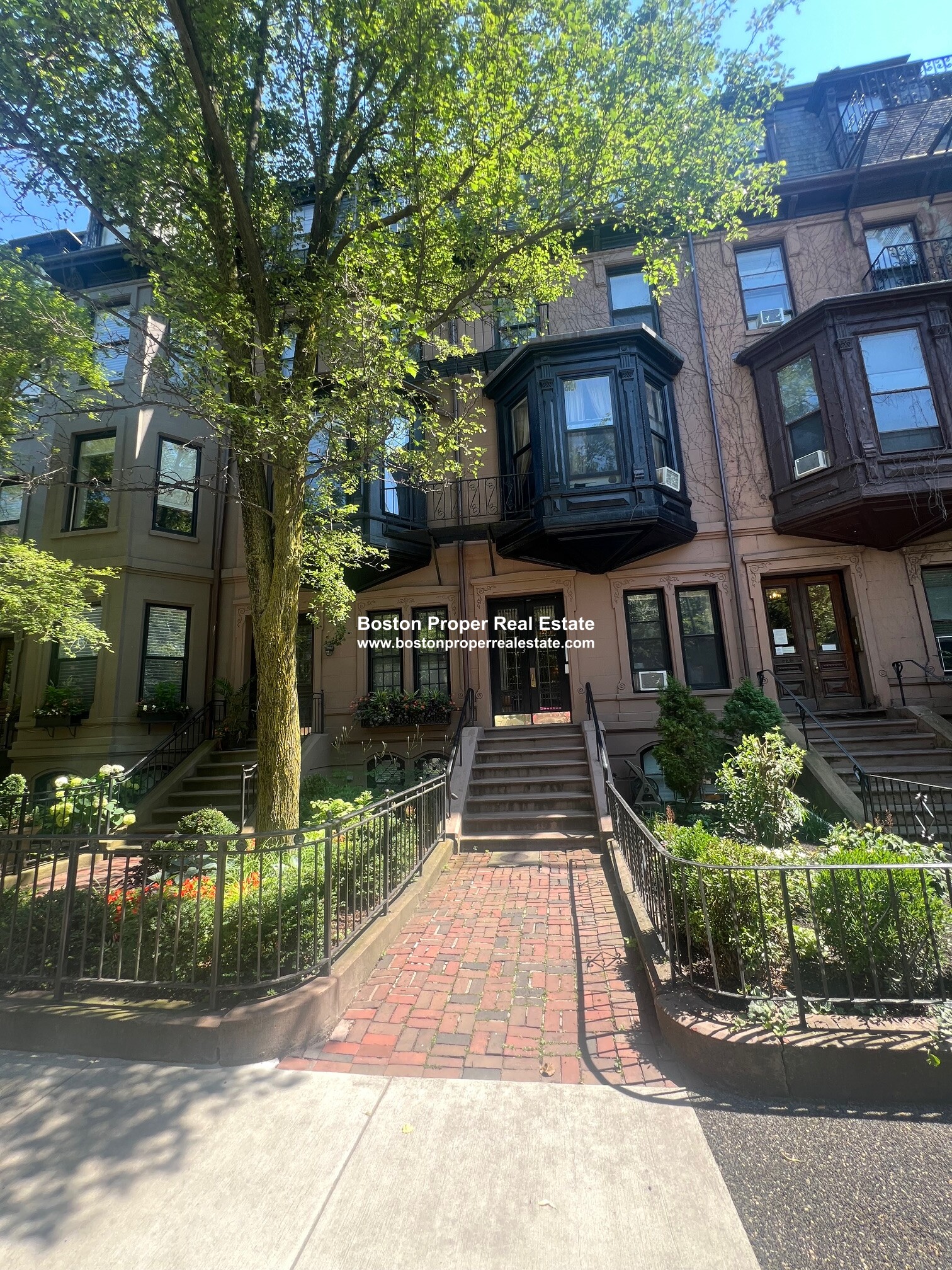 323 Beacon St, Back Bay