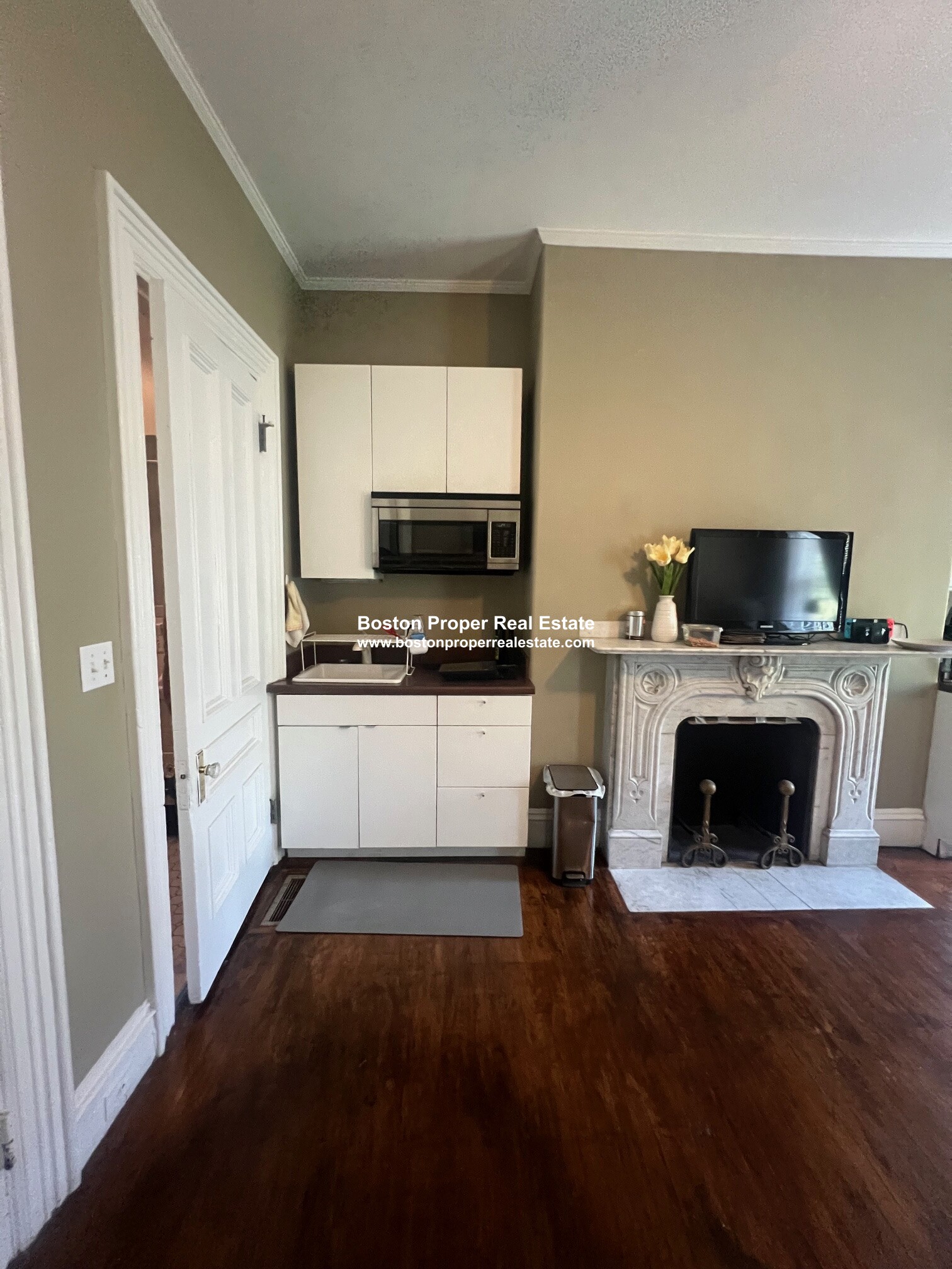 323 Beacon St, Back Bay