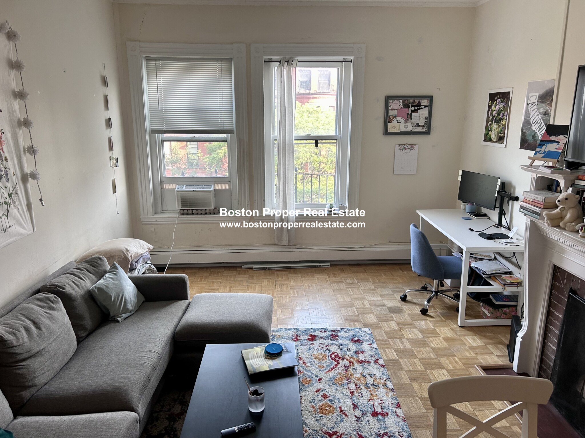 290 Newbury St, Back Bay