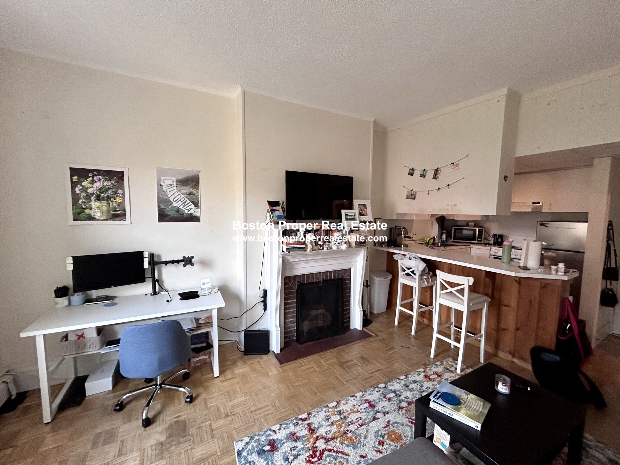 290 Newbury St, Back Bay