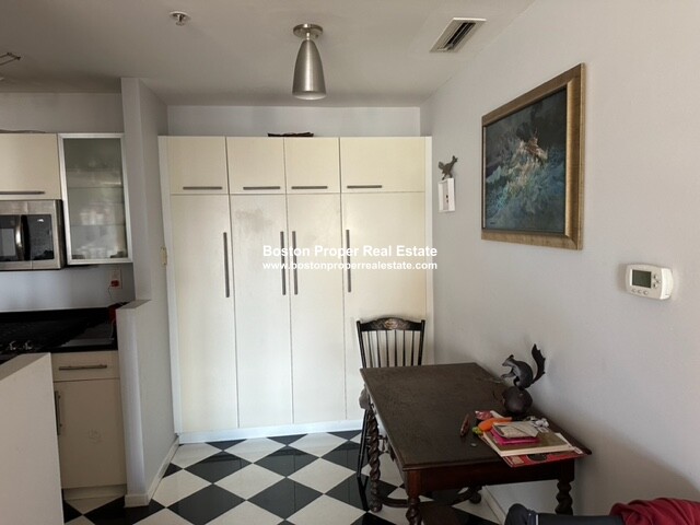 4 Canal Park, East Cambridge