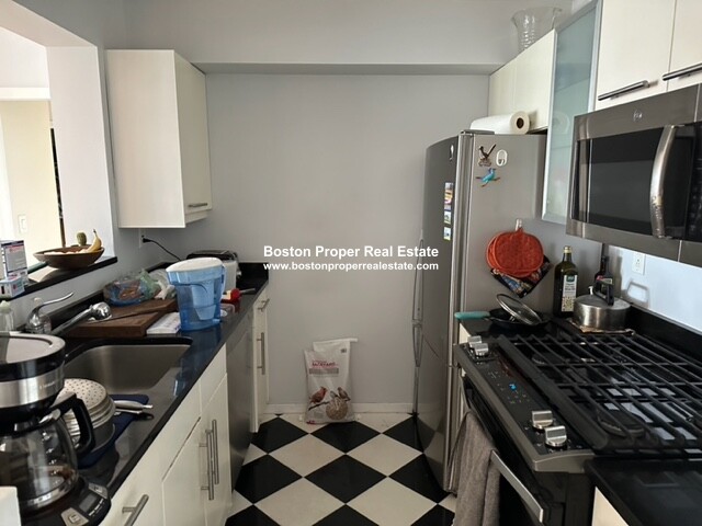 4 Canal Park, East Cambridge