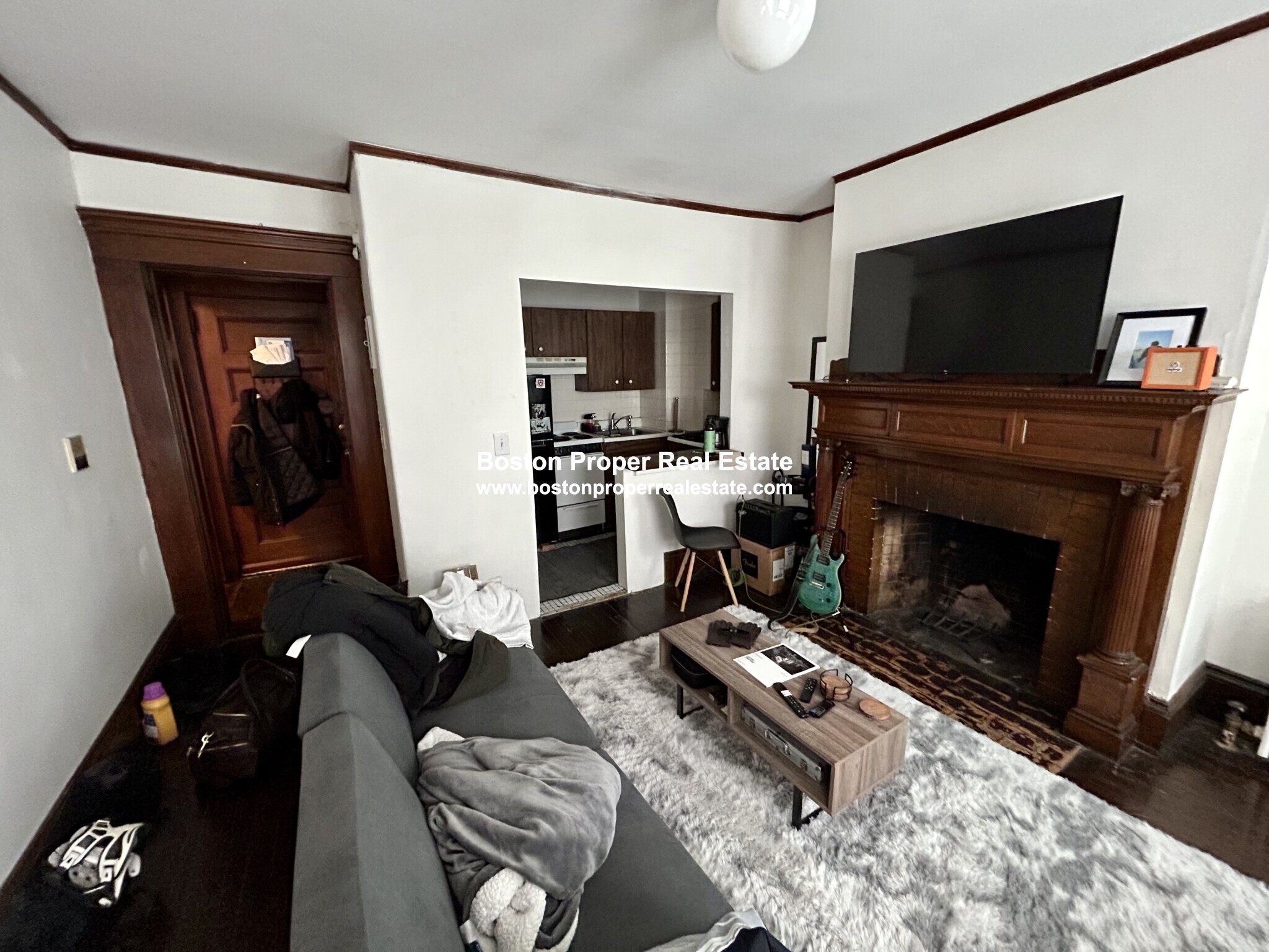 1137 Massachusetts Ave, Harvard Square