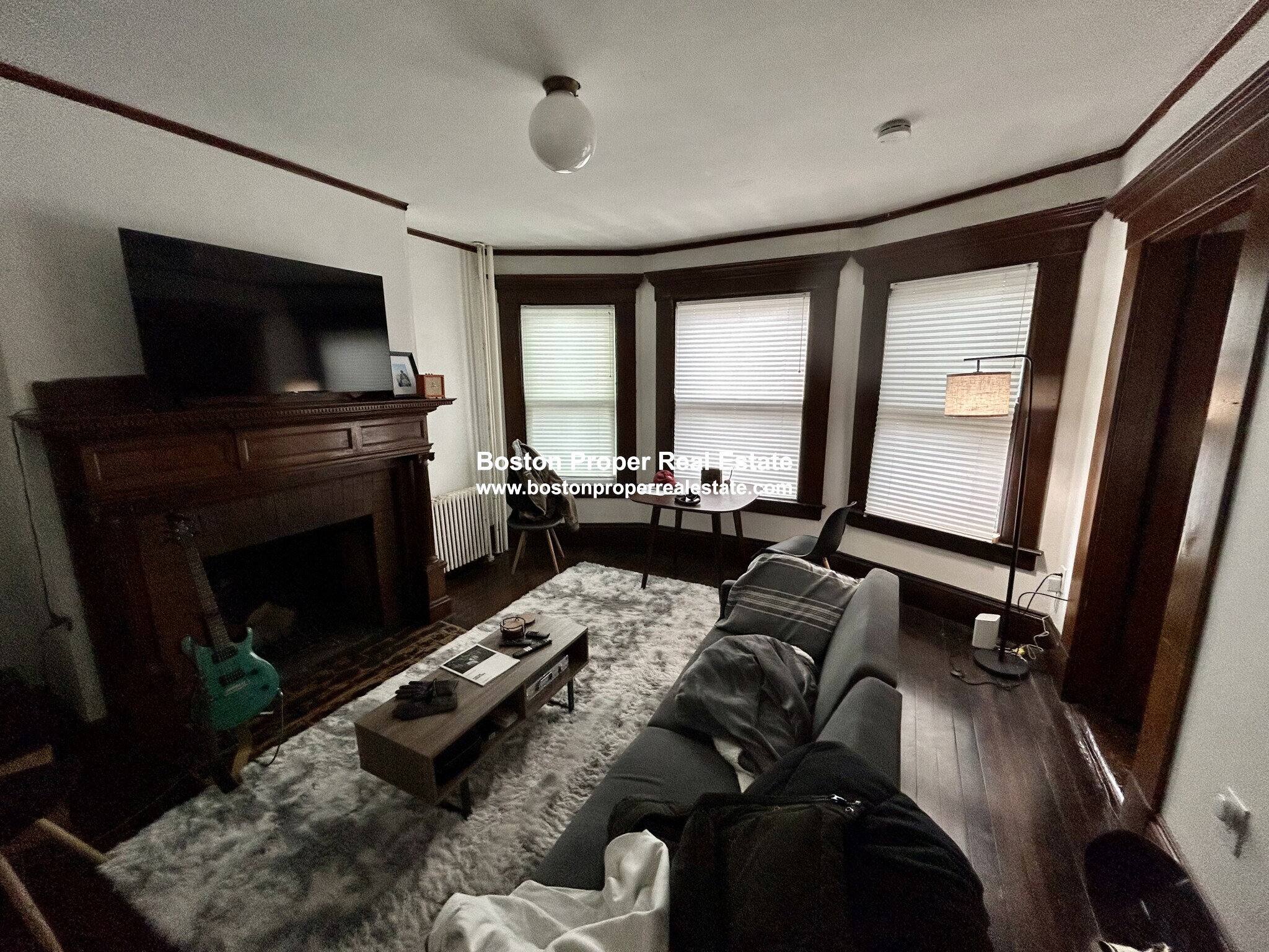 1137 Massachusetts Ave, Harvard Square