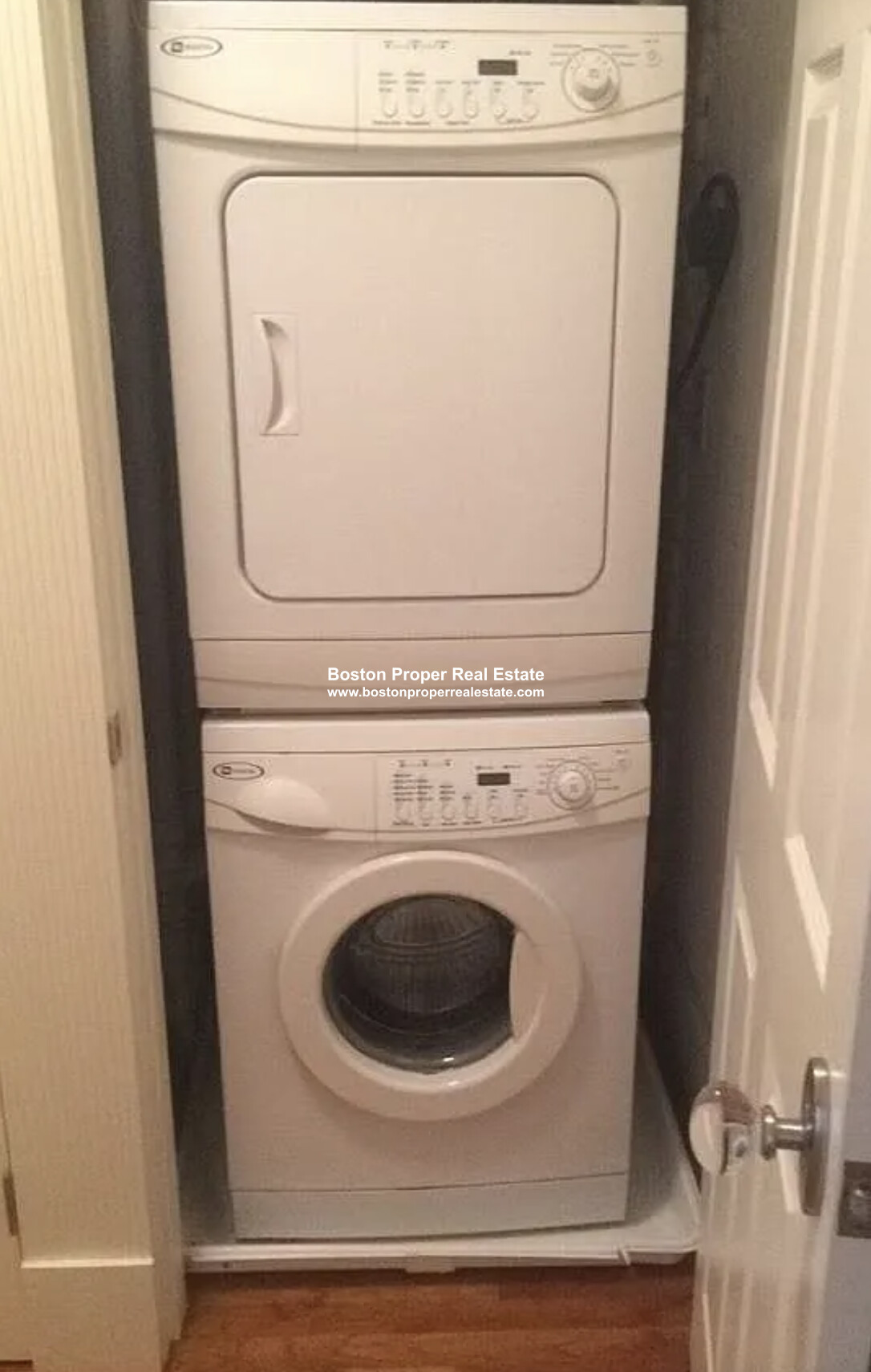 16 Temple St, Beacon Hill