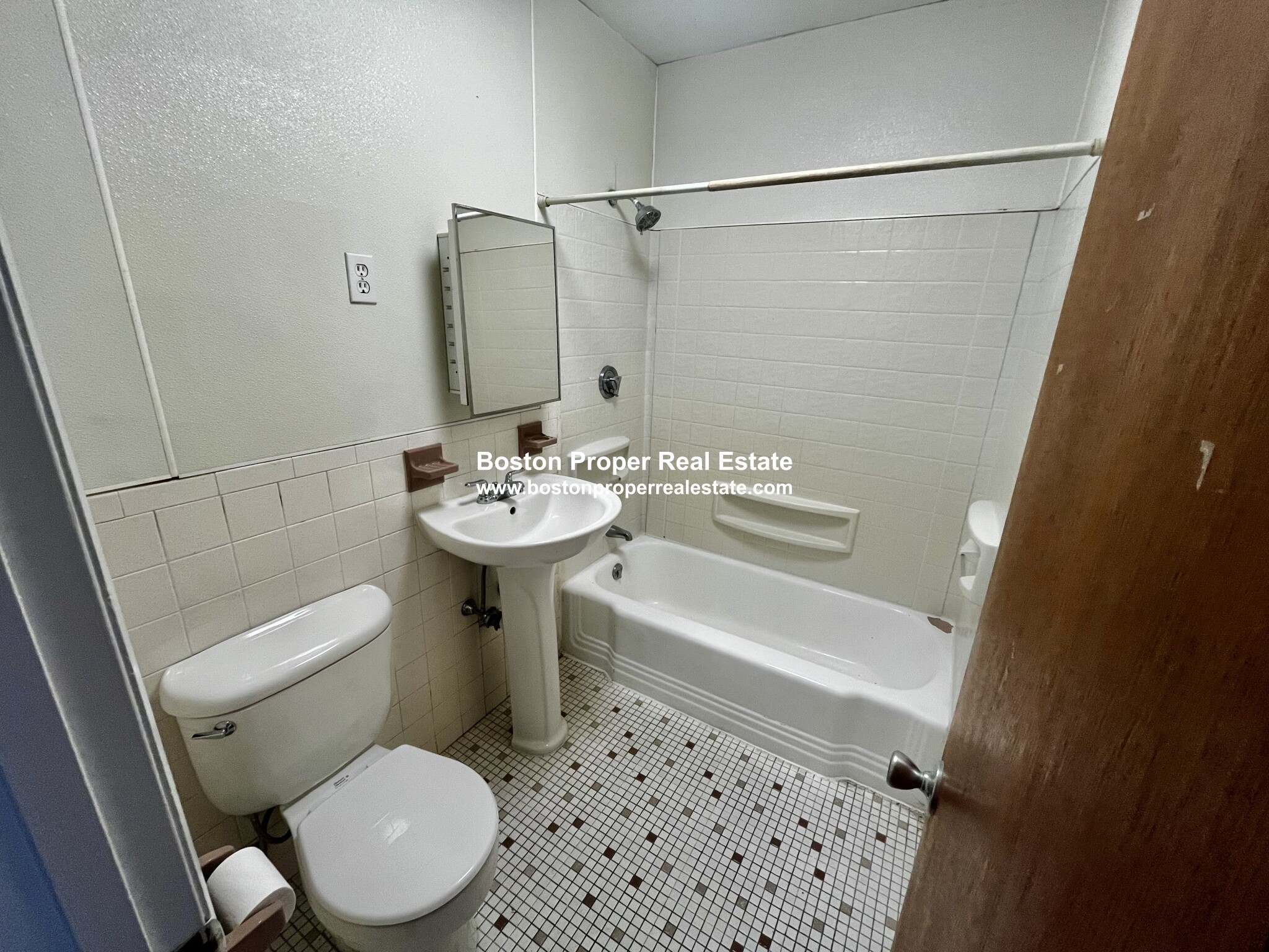 379 Marlborough St, Back Bay