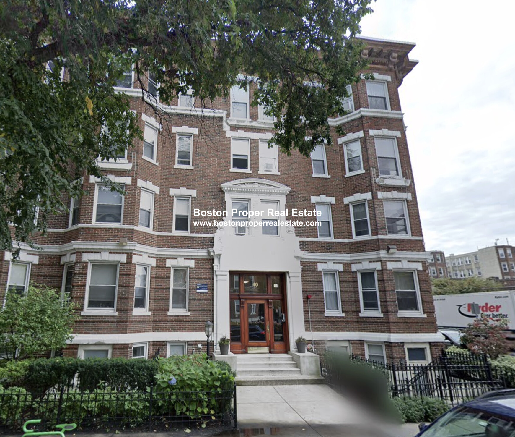 40 Queensberry St, Fenway