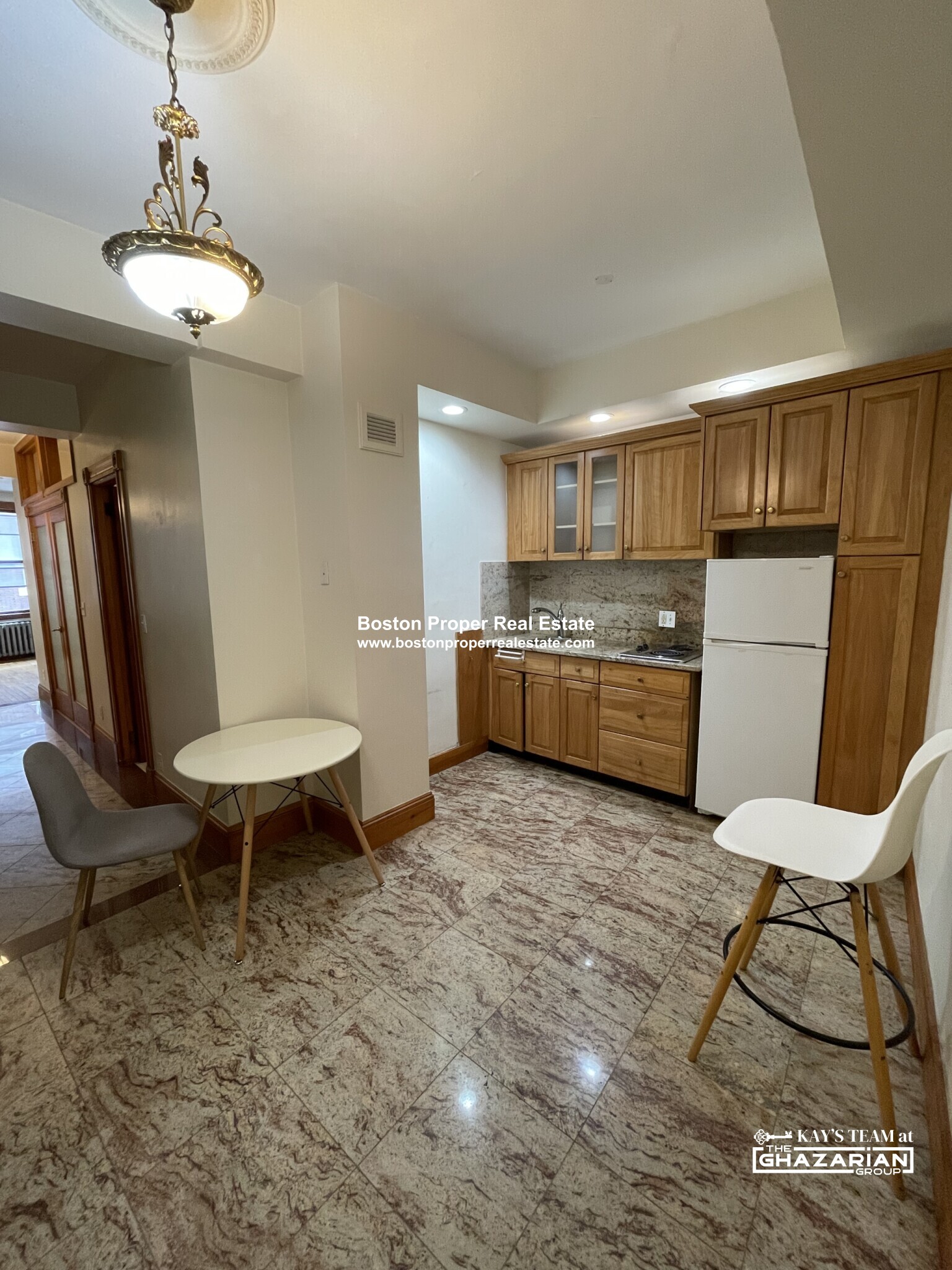 21 Beacon St, Downtown