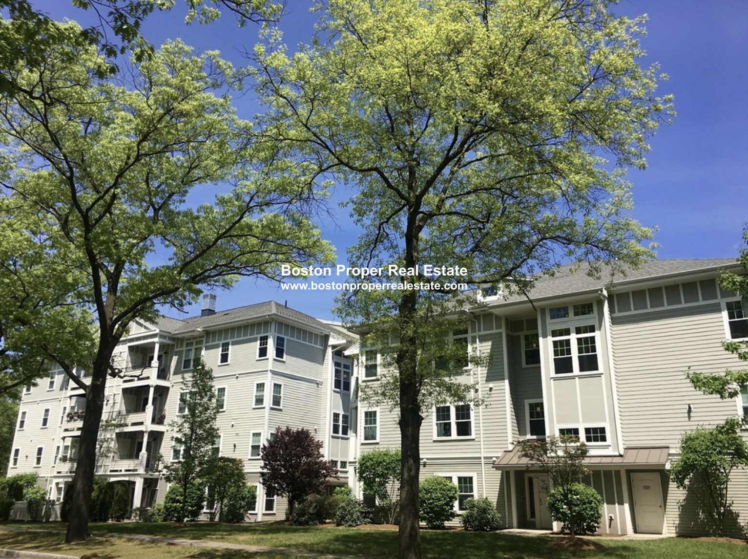 1100 Vfw Pkwa, West Roxbury