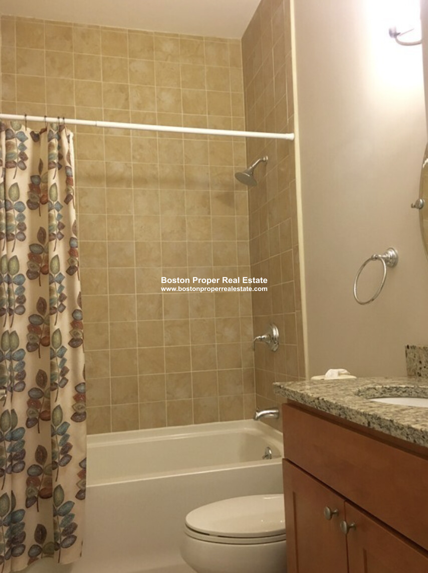 1100 Vfw Pkwa, West Roxbury