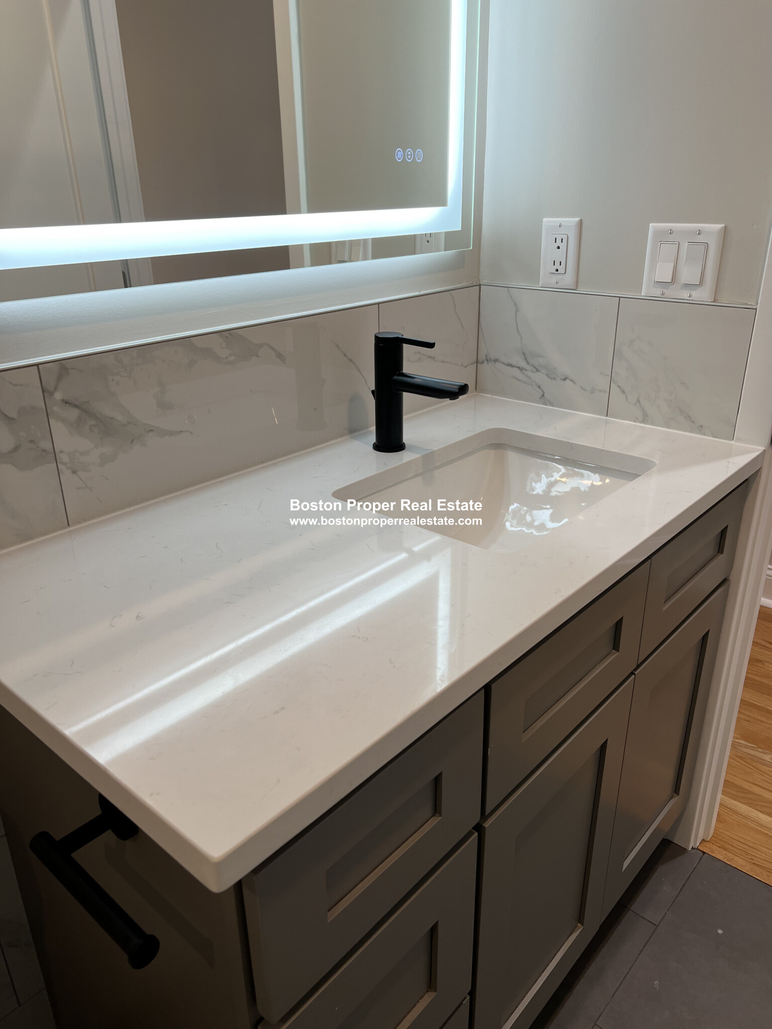 557 Columbus Ave, South End