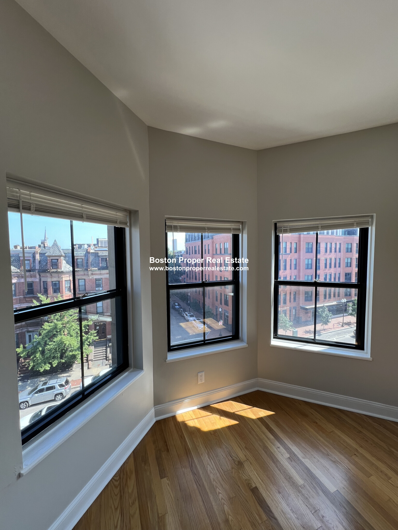 557 Columbus Ave, South End