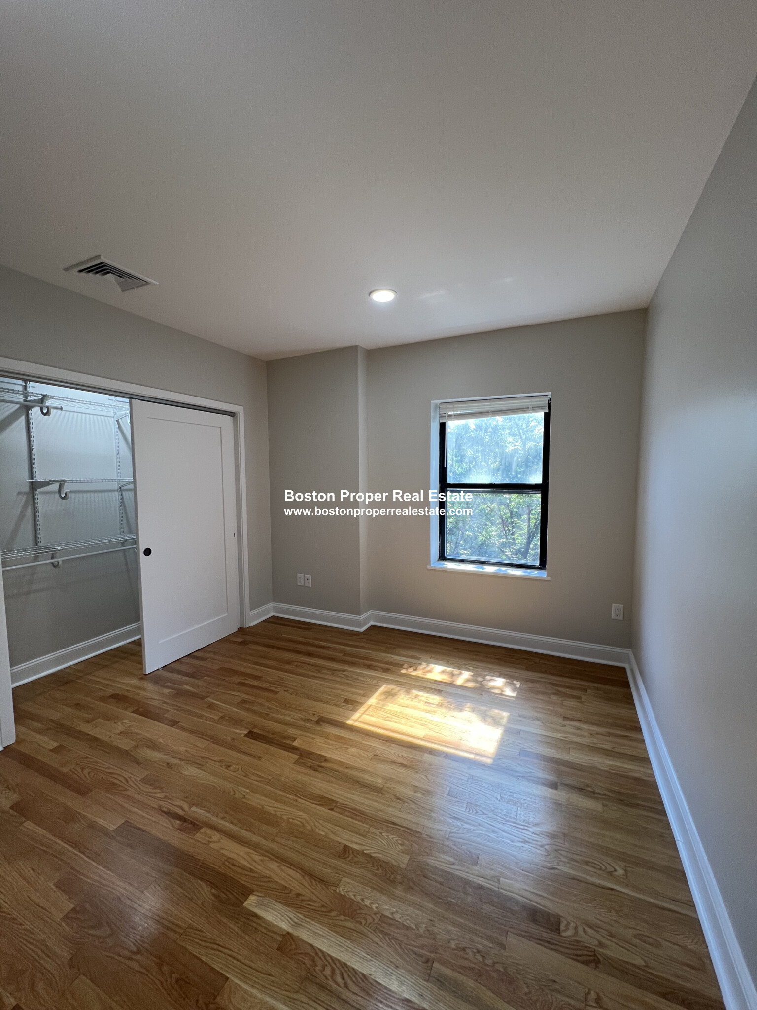 557 Columbus Ave, South End