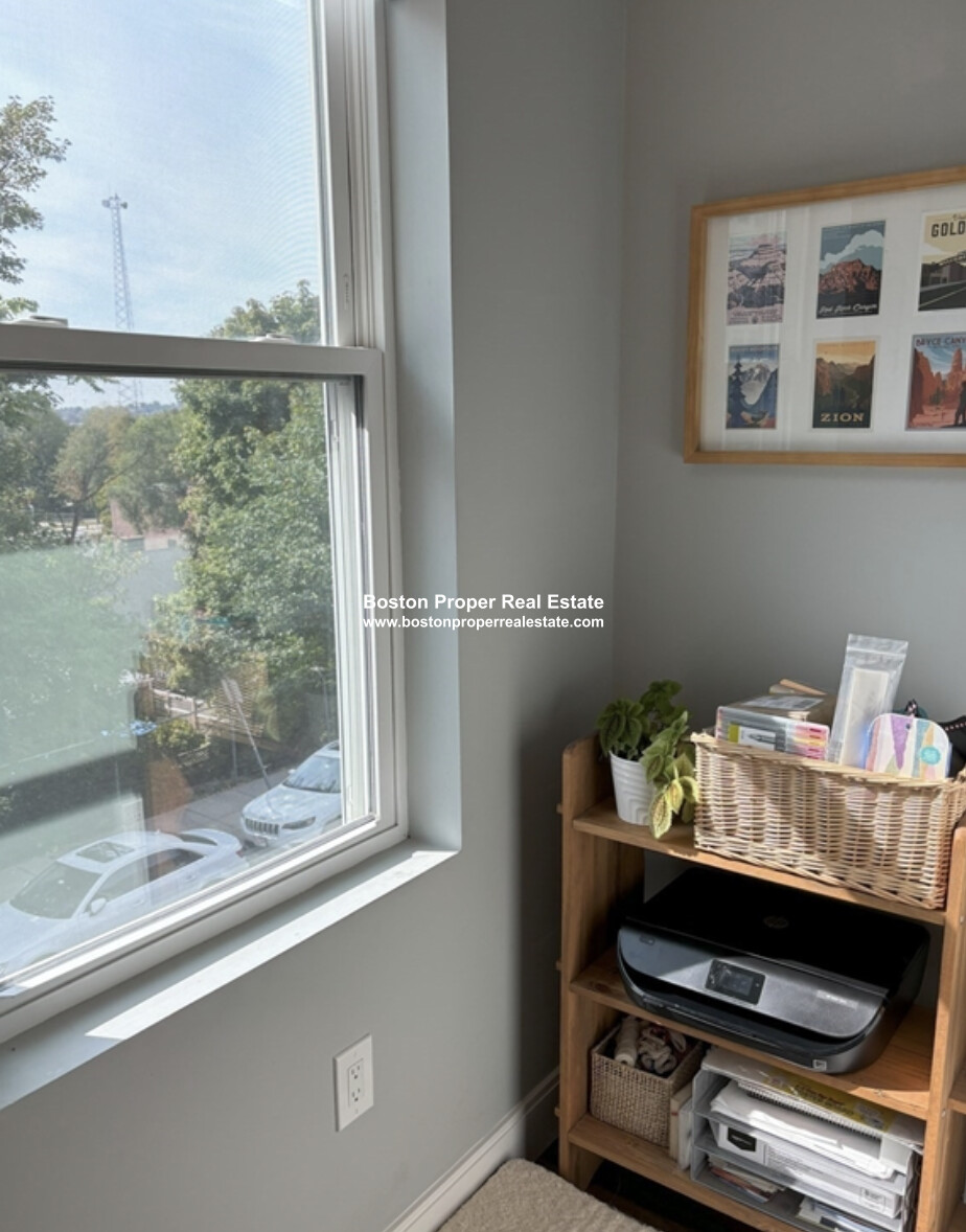 408 East 8th St, South Boston