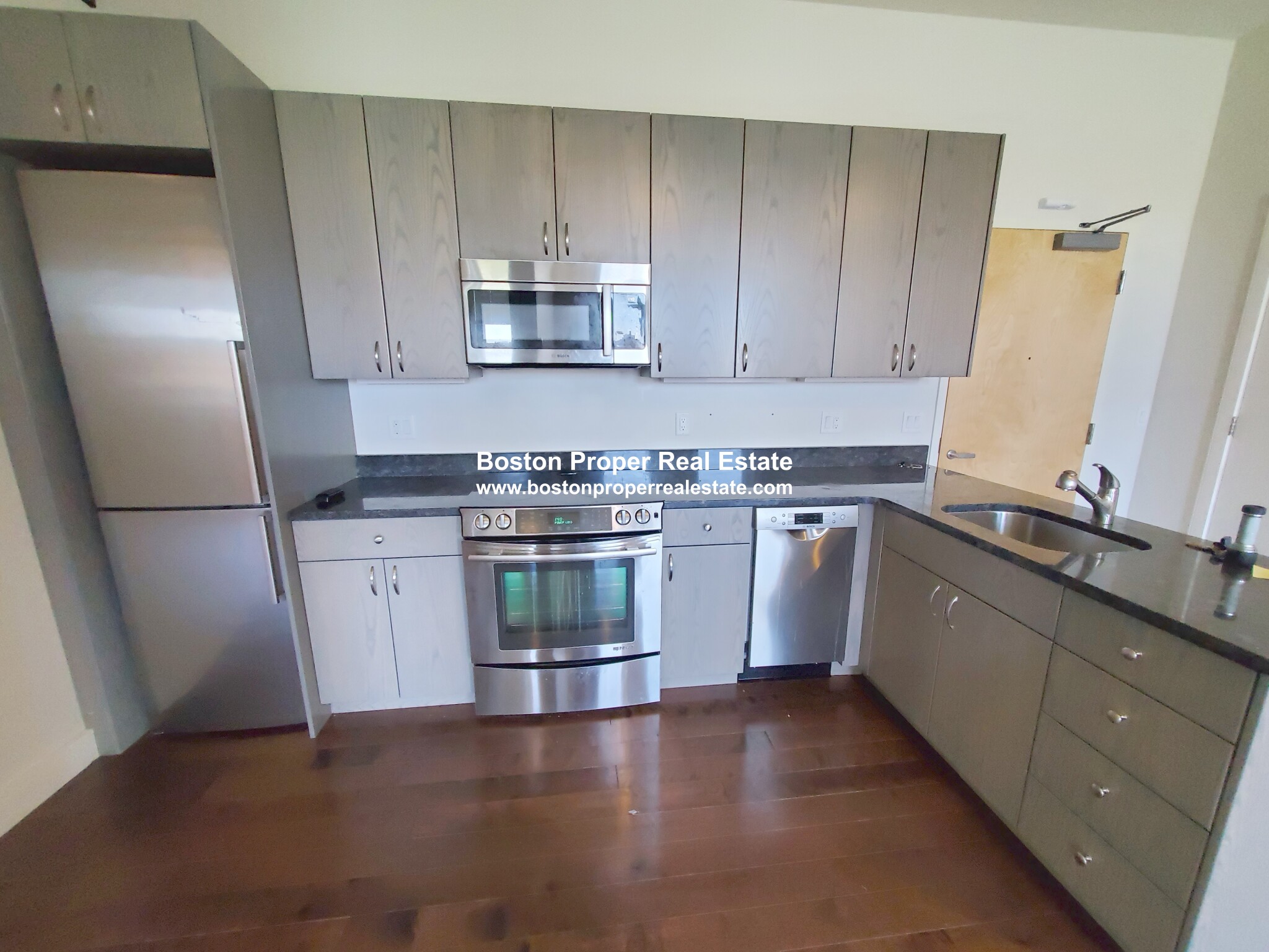 460 Harrison Ave, South End