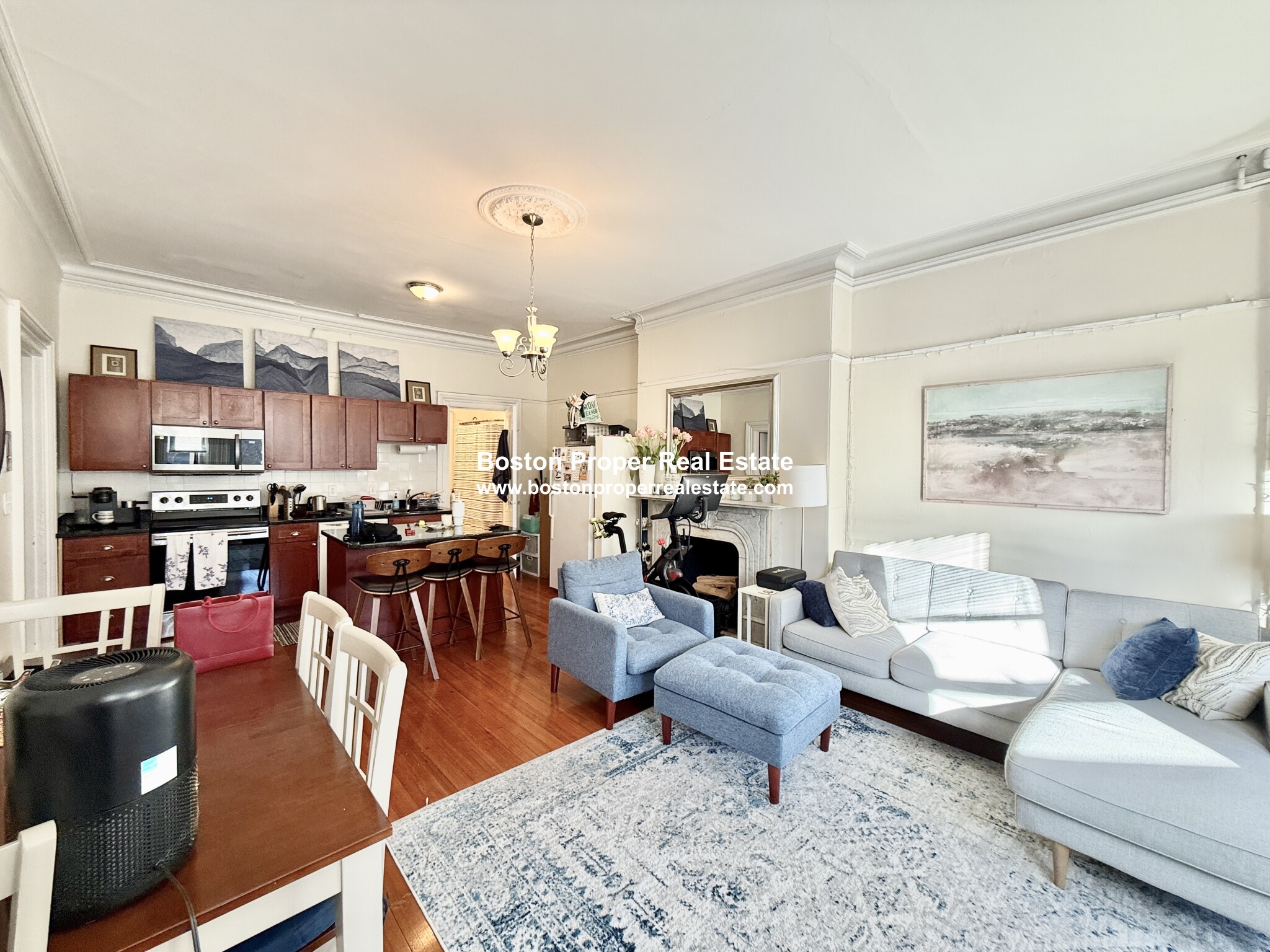 177 Marlborough - 3,235USD / month