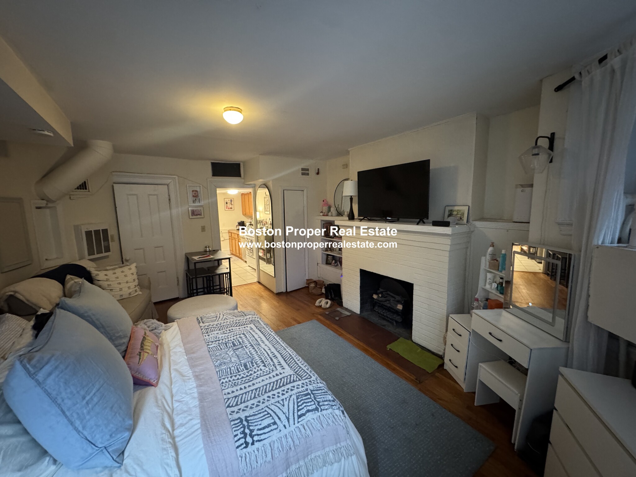 Photos of apartment on BEACON,Boston MA 02115