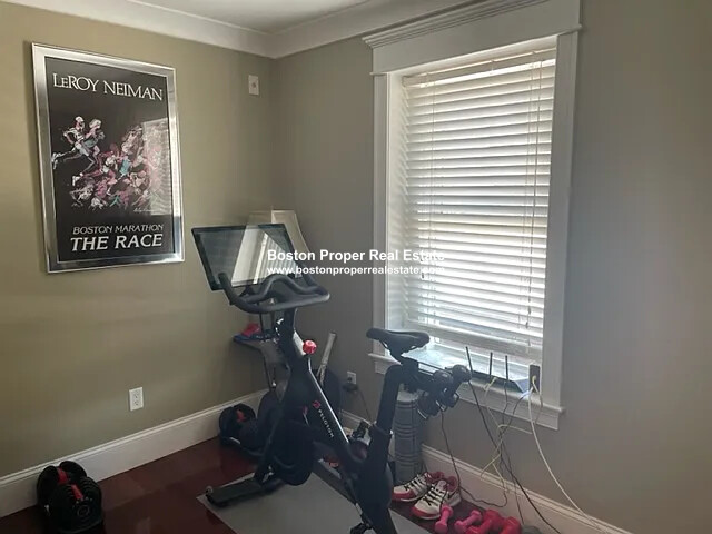 Photos of apartment on East Broadway,Boston MA 02127