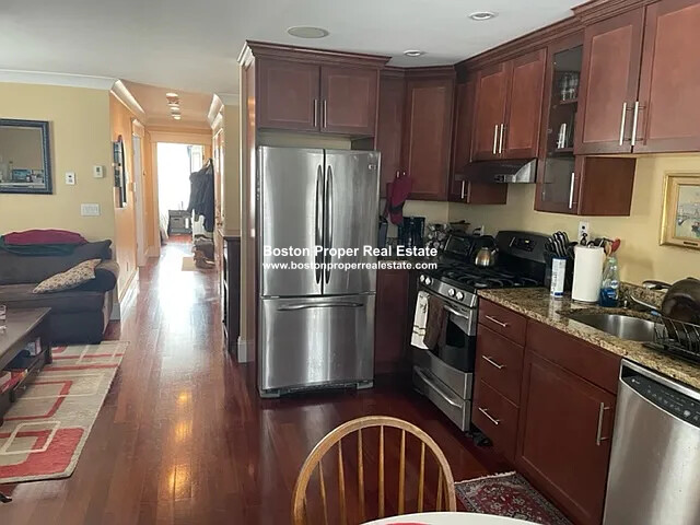 Photos of apartment on East Broadway,Boston MA 02127