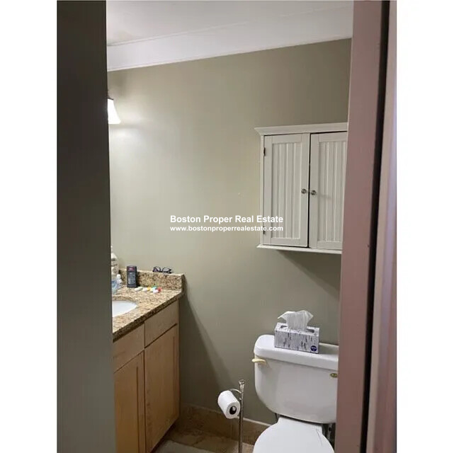 Photos of apartment on East Broadway,Boston MA 02127