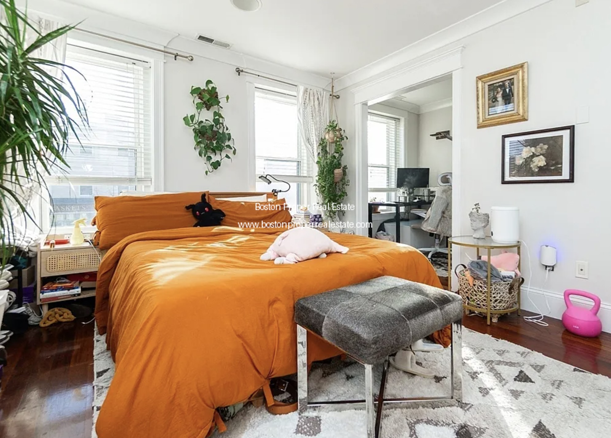 Photos of apartment on East Broadway,Boston MA 02127