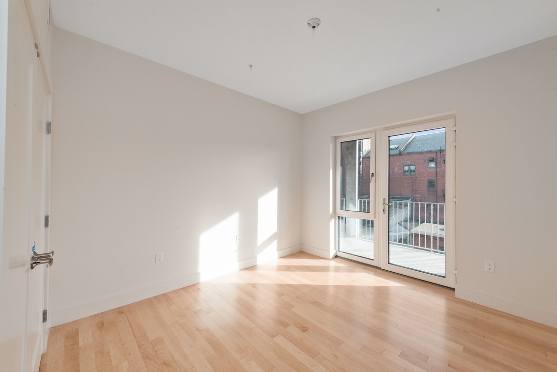 455 1st St, South Boston