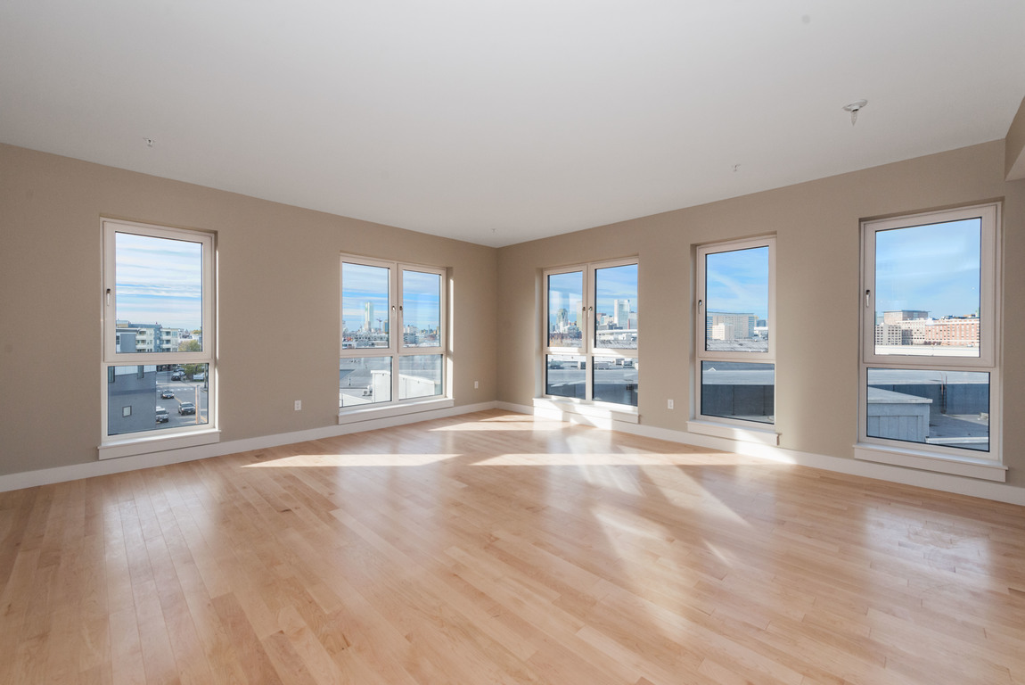 455 1st St, South Boston