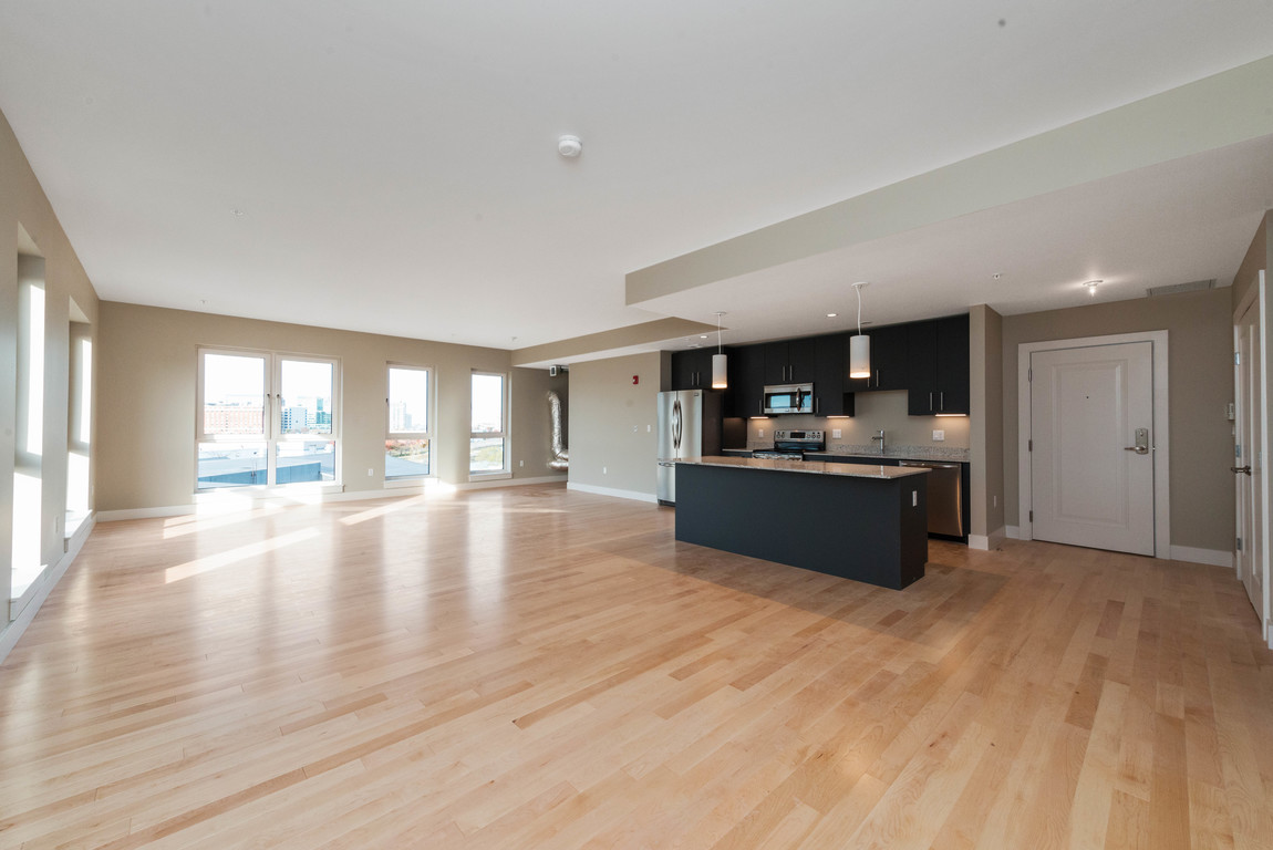 455 1st St, South Boston