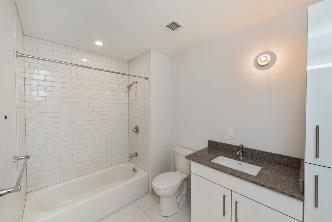 455 1st St, South Boston