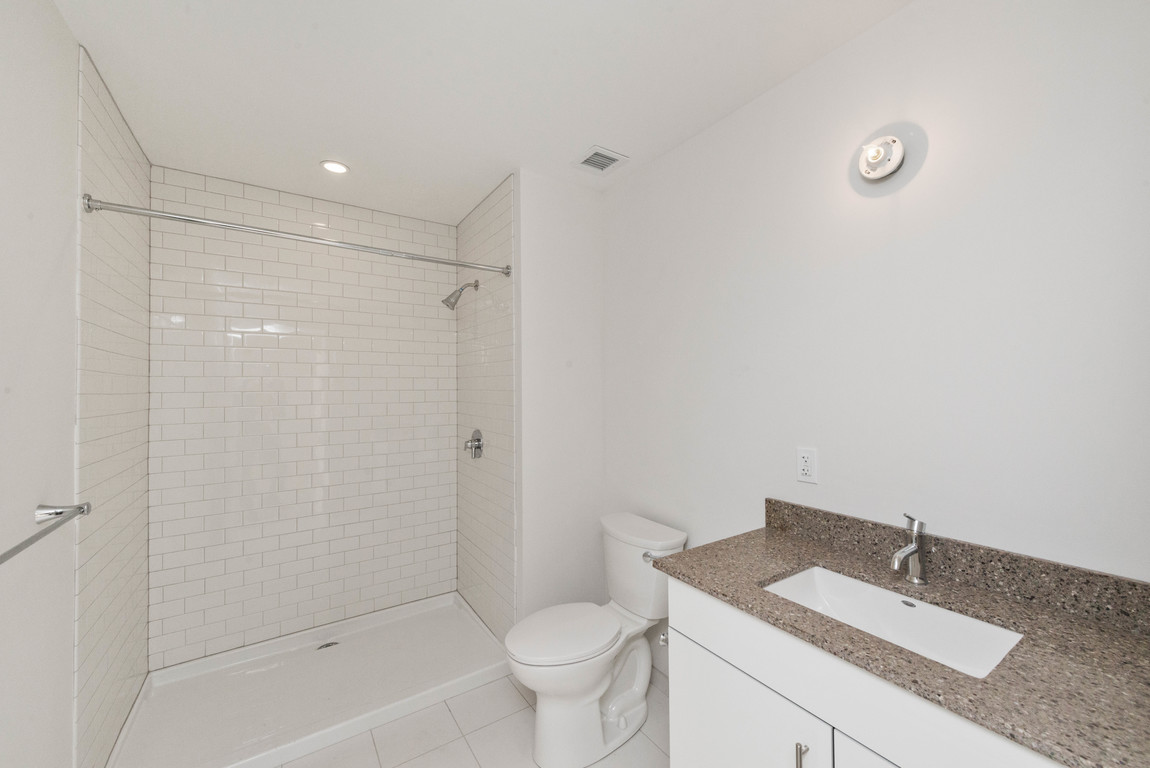 455 1st St, South Boston