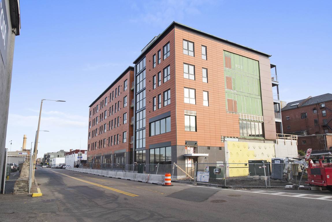 2 bed, 2 bath apartment for rent at 455 East 1st St Unit 200, South Boston — photo 13 of 14