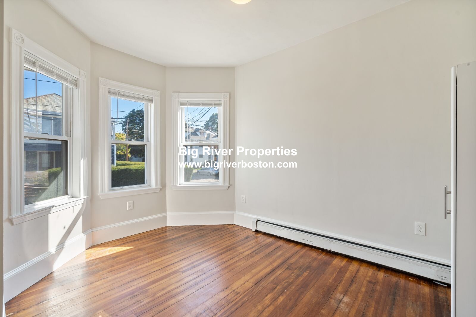 2 Brookdale St, Roslindale