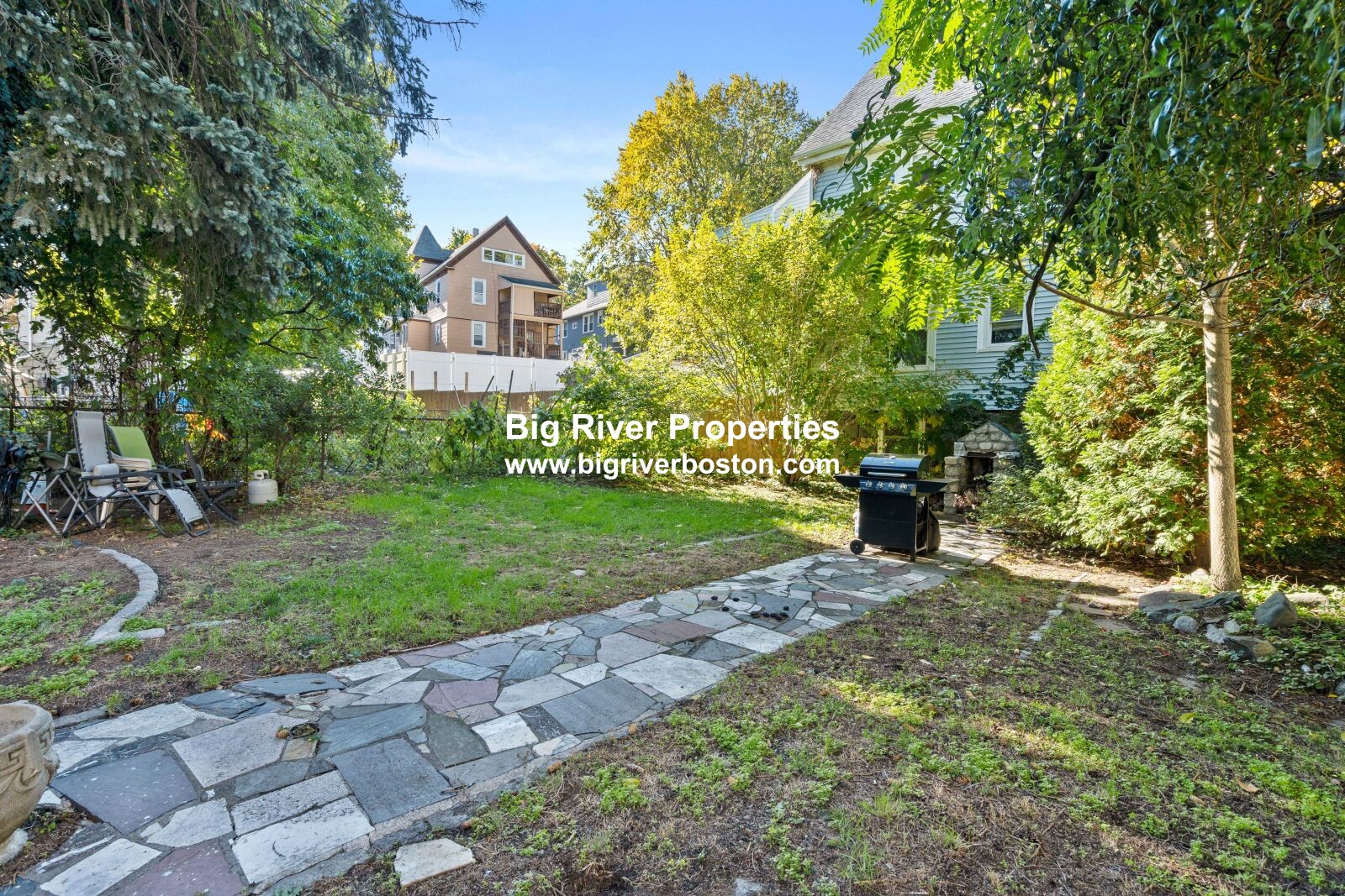 2 Brookdale St, Roslindale